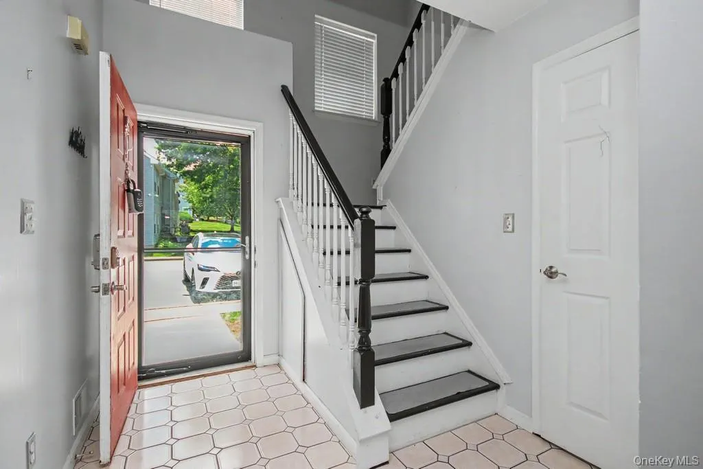 45 Kensington Way, Middletown, NY, 2 Bedrooms Bedrooms, 5 Rooms Rooms,2 BathroomsBathrooms,Residential,For Rent,Kensington,0,KEY1015847 45 Kensington Way, Middletown, NY, 2 Bedrooms Bedrooms, 5 Rooms Rooms,2 BathroomsBathrooms,Residential,For Rent,Kensington,0,KEY1015847