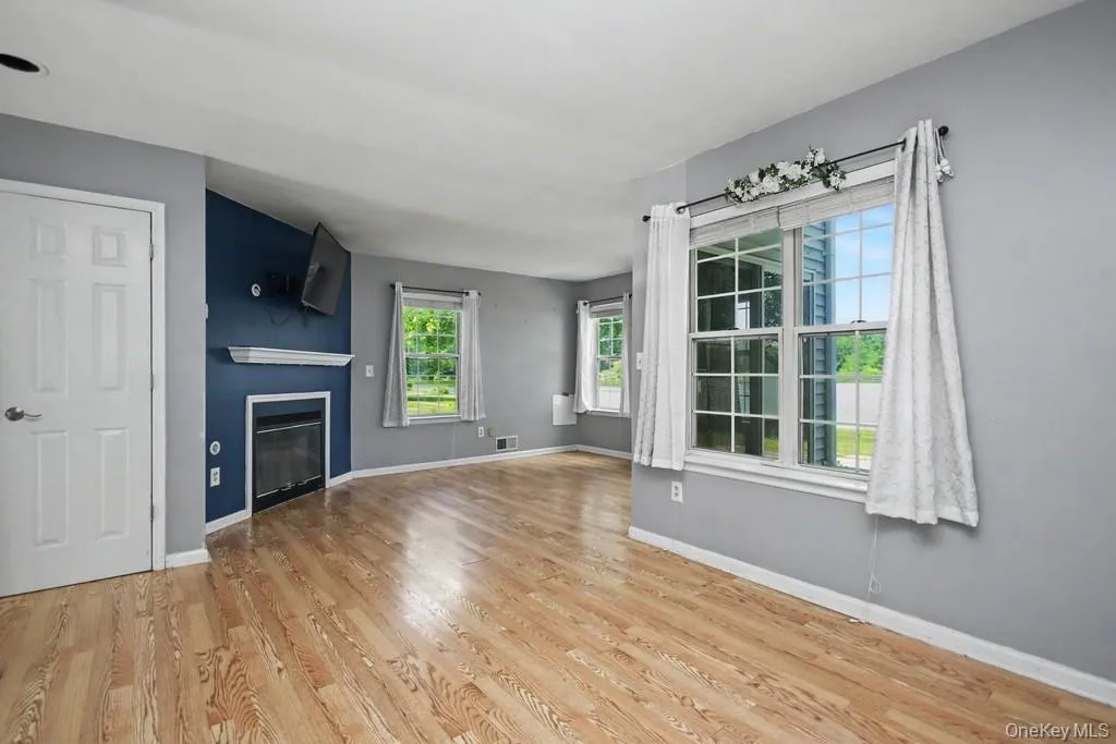 45 Kensington Way, Middletown, NY, 2 Bedrooms Bedrooms, 5 Rooms Rooms,2 BathroomsBathrooms,Residential,For Rent,Kensington,0,KEY1015847 45 Kensington Way, Middletown, NY, 2 Bedrooms Bedrooms, 5 Rooms Rooms,2 BathroomsBathrooms,Residential,For Rent,Kensington,0,KEY1015847