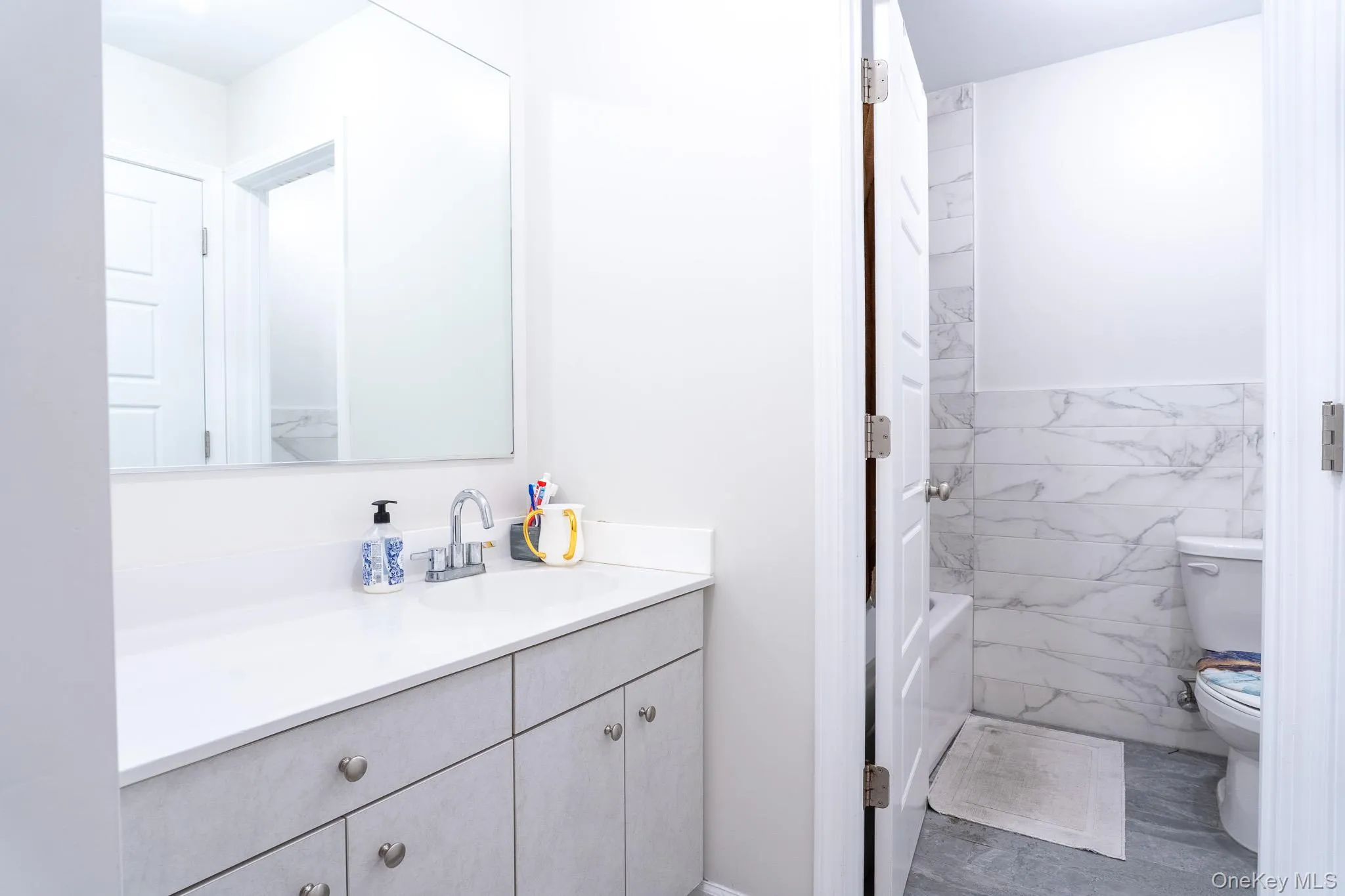 34 Union Road, Ramapo, NY, 5 Bedrooms Bedrooms, 10 Rooms Rooms,3 BathroomsBathrooms,Residential,For Rent,Union,0,1015848 34 Union Road, Ramapo, NY, 5 Bedrooms Bedrooms, 10 Rooms Rooms,3 BathroomsBathrooms,Residential,For Rent,Union,0,1015848