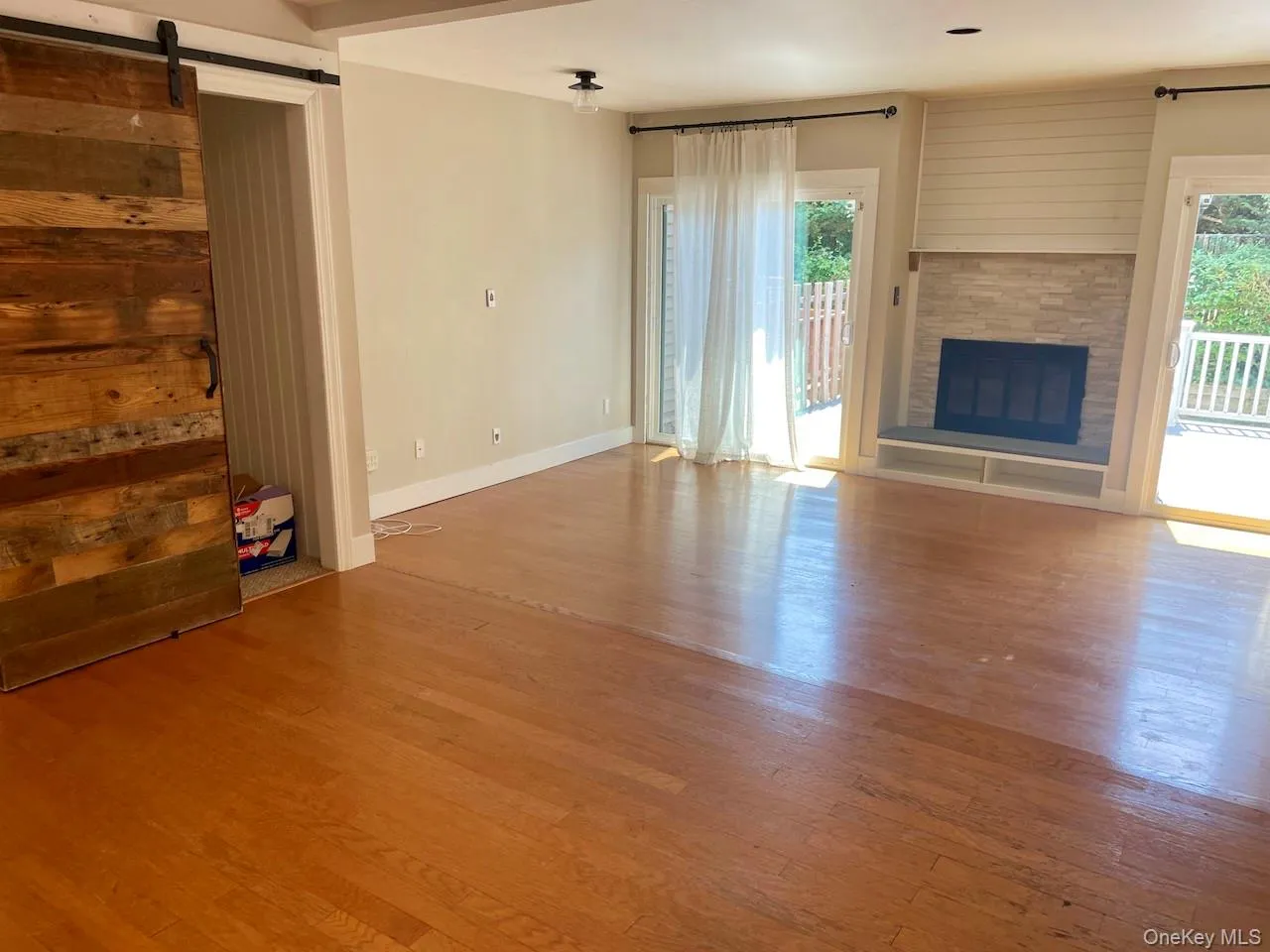 29 Woodlake E Drive, Oyster Bay, NY, 3 Bedrooms Bedrooms, 6 Rooms Rooms,2 BathroomsBathrooms,Residential Lease,For Rent,Woodlake E,0,1015852 29 Woodlake E Drive, Oyster Bay, NY, 3 Bedrooms Bedrooms, 6 Rooms Rooms,2 BathroomsBathrooms,Residential Lease,For Rent,Woodlake E,0,1015852