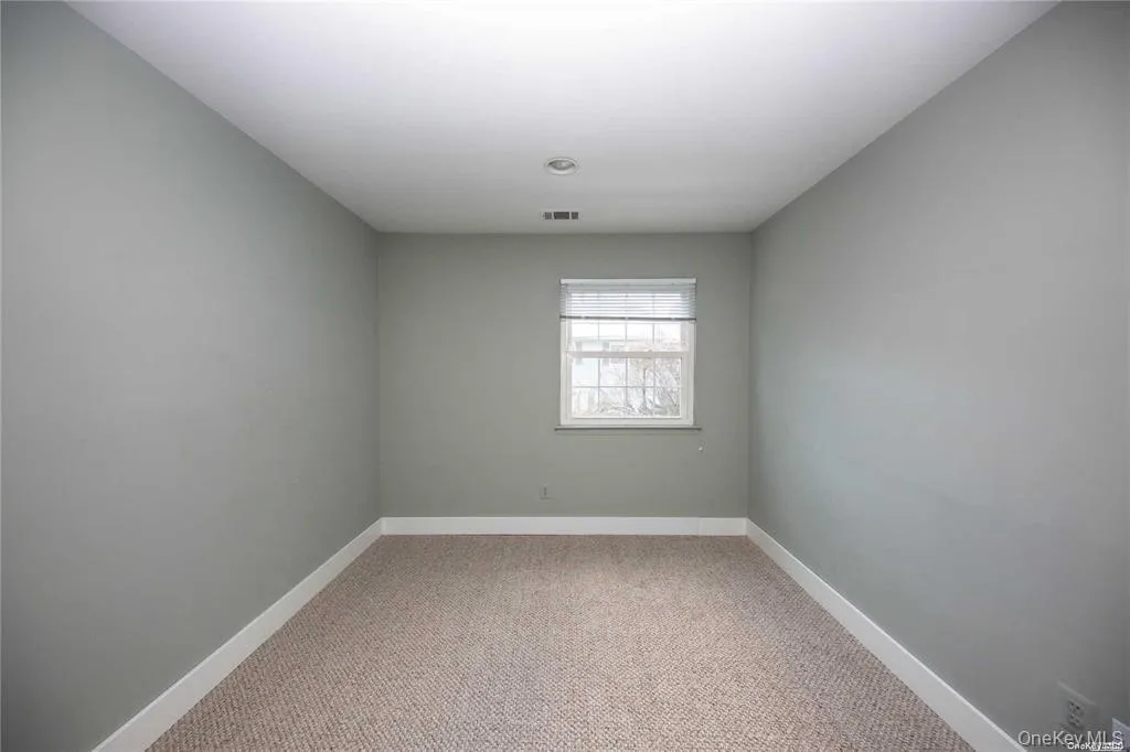 29 Woodlake E Drive, Oyster Bay, NY, 3 Bedrooms Bedrooms, 6 Rooms Rooms,2 BathroomsBathrooms,Residential Lease,For Rent,Woodlake E,0,1015852 29 Woodlake E Drive, Oyster Bay, NY, 3 Bedrooms Bedrooms, 6 Rooms Rooms,2 BathroomsBathrooms,Residential Lease,For Rent,Woodlake E,0,1015852