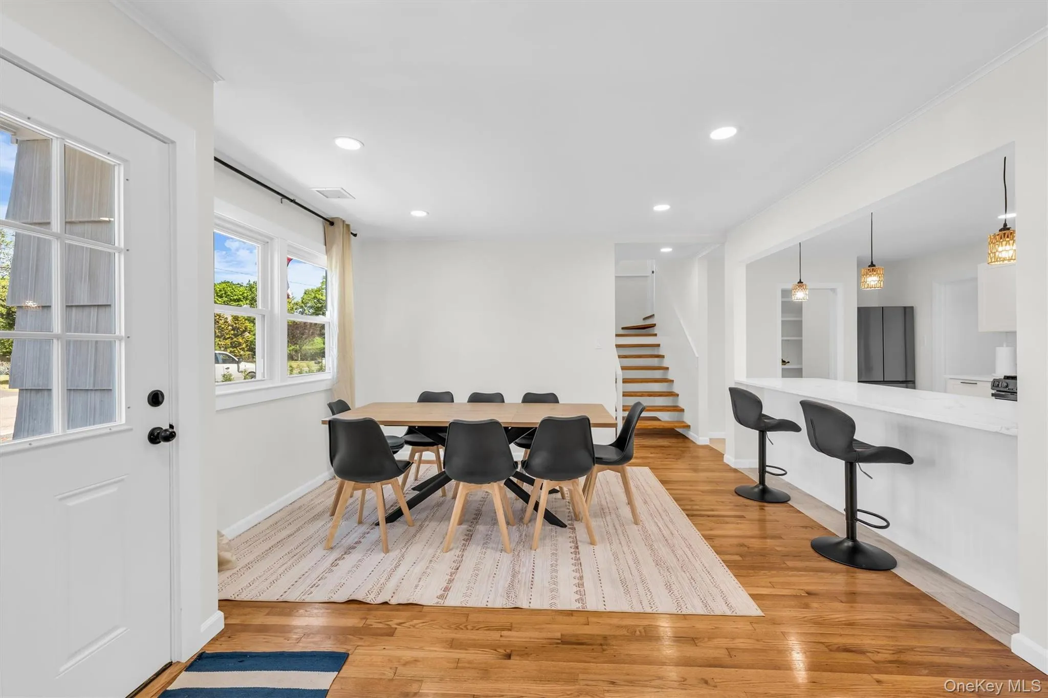 8 Westbury Road, Southampton, NY, 5 Bedrooms Bedrooms, 11 Rooms Rooms,4 BathroomsBathrooms,Residential,For Rent,Westbury,0,1015862 8 Westbury Road, Southampton, NY, 5 Bedrooms Bedrooms, 11 Rooms Rooms,4 BathroomsBathrooms,Residential,For Rent,Westbury,0,1015862