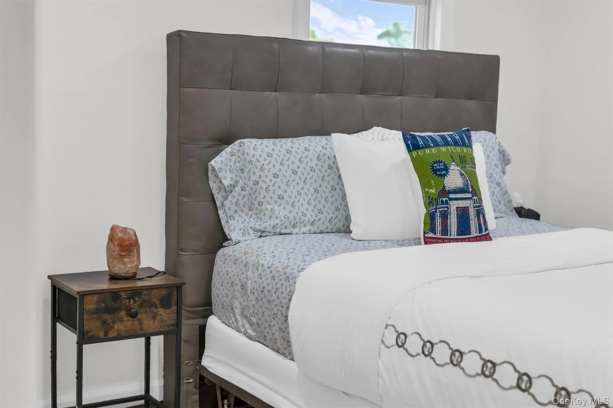 8 Westbury Road, Southampton, NY, 5 Bedrooms Bedrooms, 11 Rooms Rooms,4 BathroomsBathrooms,Residential,For Rent,Westbury,0,1015862 8 Westbury Road, Southampton, NY, 5 Bedrooms Bedrooms, 11 Rooms Rooms,4 BathroomsBathrooms,Residential,For Rent,Westbury,0,1015862