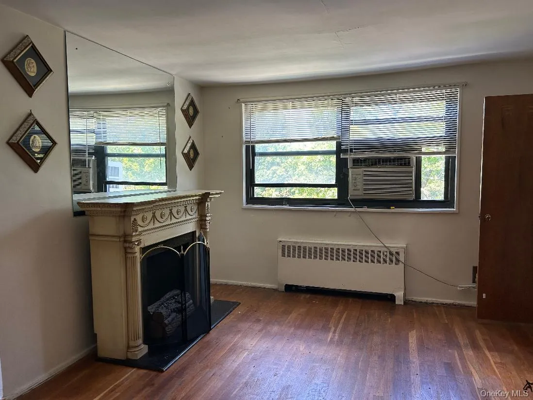 158 06 Cross Island Parkway, New York, NY, 1 Bedroom Bedrooms, 4 Rooms Rooms,1 BathroomBathrooms,Residential,For Rent,Cross Island,0,1015864 158 06 Cross Island Parkway, New York, NY, 1 Bedroom Bedrooms, 4 Rooms Rooms,1 BathroomBathrooms,Residential,For Rent,Cross Island,0,1015864