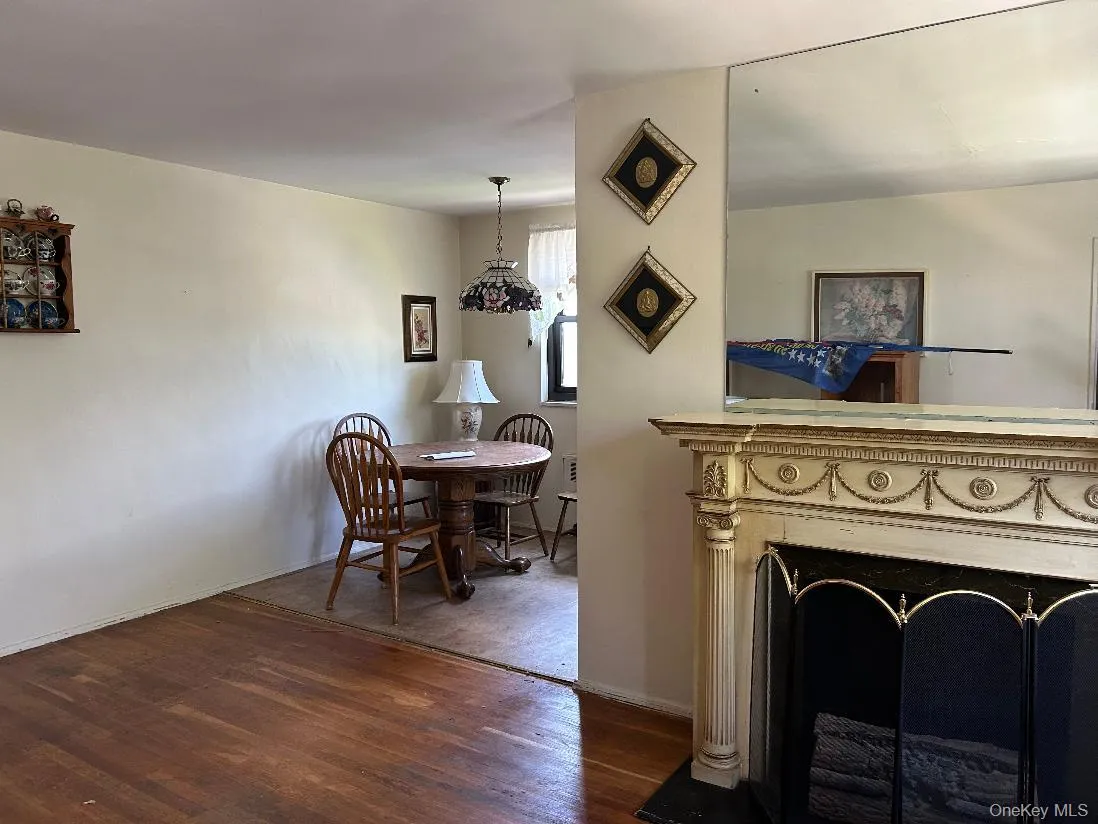 158 06 Cross Island Parkway, New York, NY, 1 Bedroom Bedrooms, 4 Rooms Rooms,1 BathroomBathrooms,Residential,For Rent,Cross Island,0,1015864 158 06 Cross Island Parkway, New York, NY, 1 Bedroom Bedrooms, 4 Rooms Rooms,1 BathroomBathrooms,Residential,For Rent,Cross Island,0,1015864