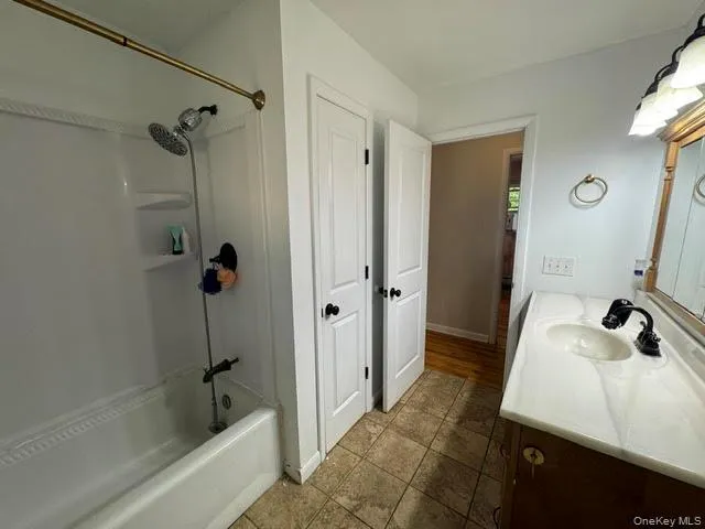63 Hueg Place, Crawford, NY, 3 Bedrooms Bedrooms, 6 Rooms Rooms,1 BathroomBathrooms,Residential Lease,For Rent,Hueg,0,1015865 63 Hueg Place, Crawford, NY, 3 Bedrooms Bedrooms, 6 Rooms Rooms,1 BathroomBathrooms,Residential Lease,For Rent,Hueg,0,1015865