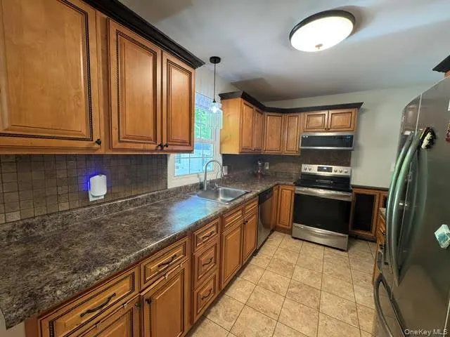 63 Hueg Place, Crawford, NY, 3 Bedrooms Bedrooms, 6 Rooms Rooms,1 BathroomBathrooms,Residential Lease,For Rent,Hueg,0,1015865 63 Hueg Place, Crawford, NY, 3 Bedrooms Bedrooms, 6 Rooms Rooms,1 BathroomBathrooms,Residential Lease,For Rent,Hueg,0,1015865