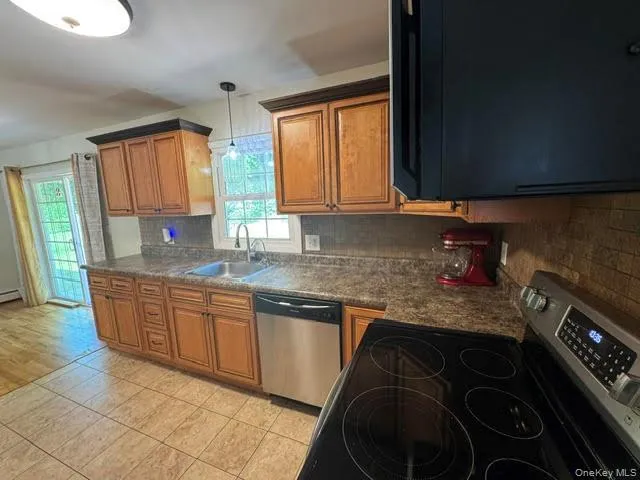 63 Hueg Place, Crawford, NY, 3 Bedrooms Bedrooms, 6 Rooms Rooms,1 BathroomBathrooms,Residential Lease,For Rent,Hueg,0,1015865 63 Hueg Place, Crawford, NY, 3 Bedrooms Bedrooms, 6 Rooms Rooms,1 BathroomBathrooms,Residential Lease,For Rent,Hueg,0,1015865