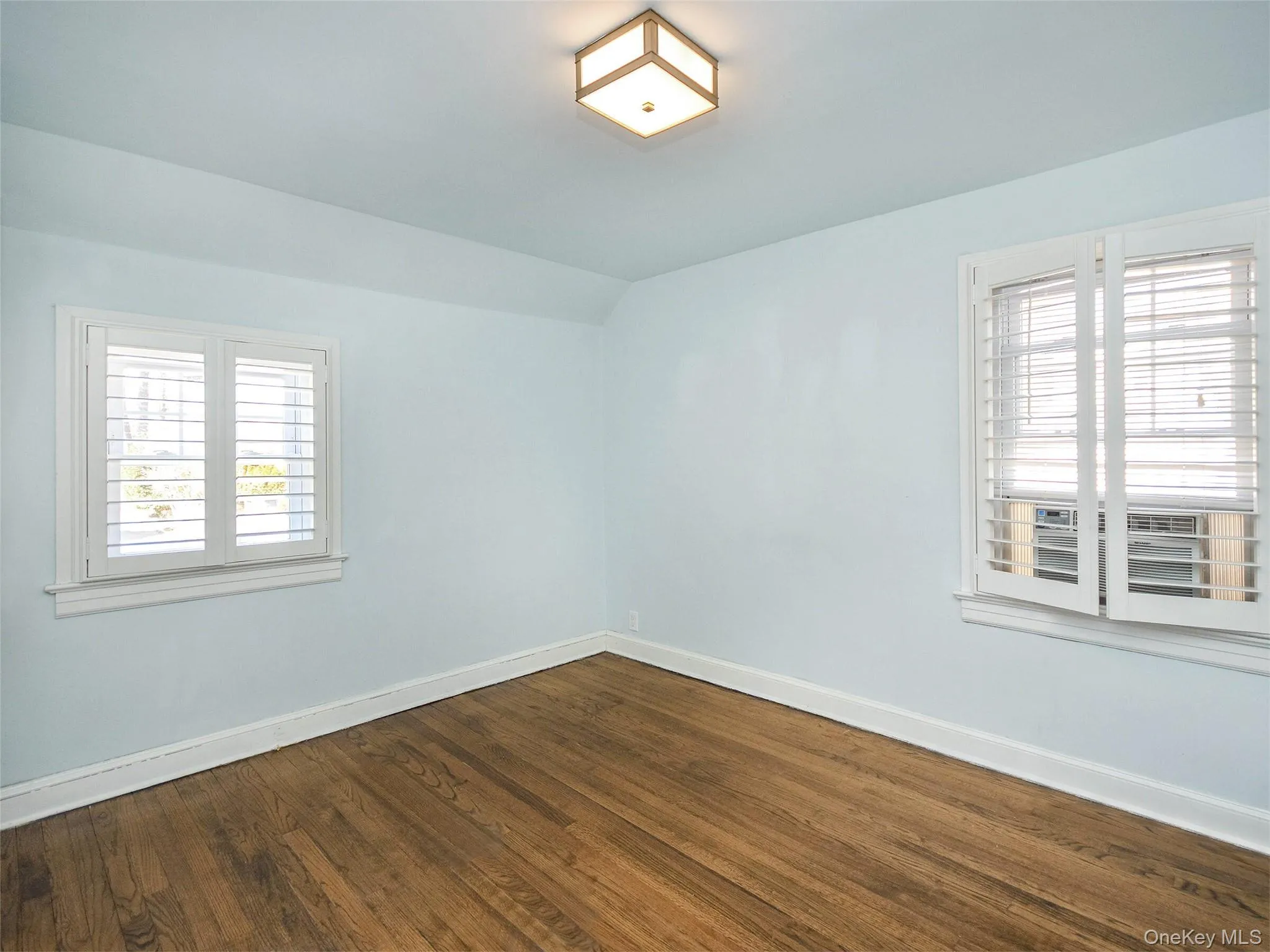 61 Locust Avenue, Oyster Bay, NY, 1 Bedroom Bedrooms, 4 Rooms Rooms,1 BathroomBathrooms,Residential Lease,For Rent,Locust,0,1015867 61 Locust Avenue, Oyster Bay, NY, 1 Bedroom Bedrooms, 4 Rooms Rooms,1 BathroomBathrooms,Residential Lease,For Rent,Locust,0,1015867