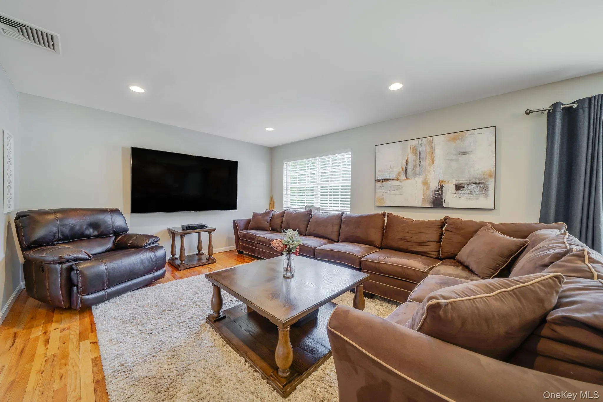 22 Northumberland Drive, Brookhaven, NY, 4 Bedrooms Bedrooms, 8 Rooms Rooms,2 BathroomsBathrooms,Residential,For Rent,Northumberland,0,1015868 22 Northumberland Drive, Brookhaven, NY, 4 Bedrooms Bedrooms, 8 Rooms Rooms,2 BathroomsBathrooms,Residential,For Rent,Northumberland,0,1015868