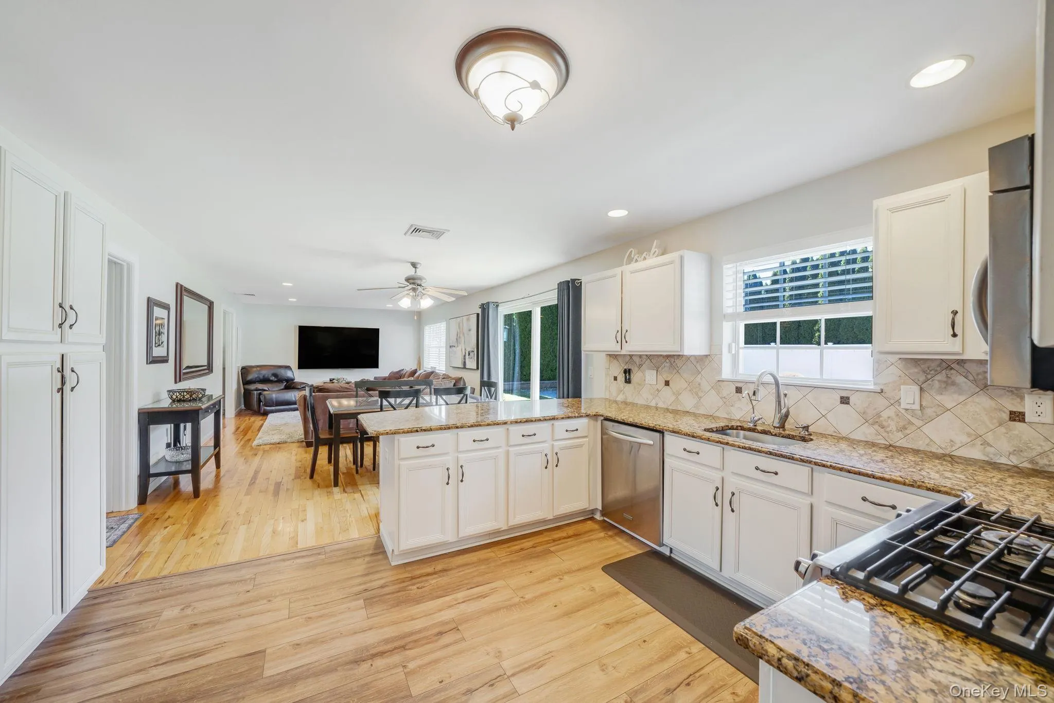 22 Northumberland Drive, Brookhaven, NY, 4 Bedrooms Bedrooms, 8 Rooms Rooms,2 BathroomsBathrooms,Residential,For Rent,Northumberland,0,1015868 22 Northumberland Drive, Brookhaven, NY, 4 Bedrooms Bedrooms, 8 Rooms Rooms,2 BathroomsBathrooms,Residential,For Rent,Northumberland,0,1015868