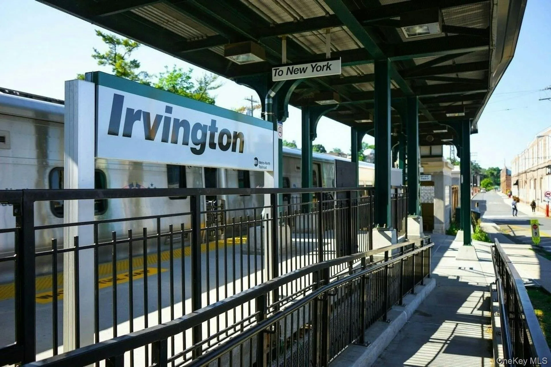 Multiple Metro-North Hudson River line station options Multiple Metro-North Hudson River line station options