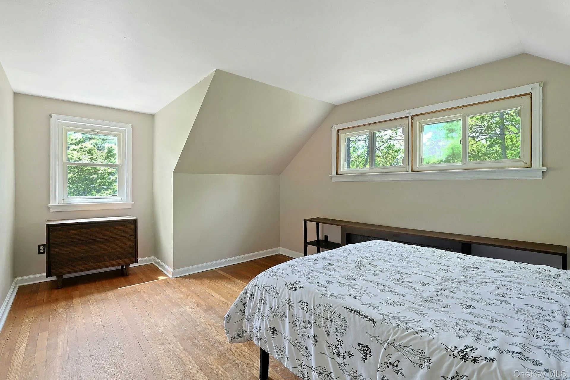445 Sunnyside Lane, Greenburgh, NY, 4 Bedrooms Bedrooms, 6 Rooms Rooms,2 BathroomsBathrooms,Residential,For Rent,Sunnyside,0,1015870 445 Sunnyside Lane, Greenburgh, NY, 4 Bedrooms Bedrooms, 6 Rooms Rooms,2 BathroomsBathrooms,Residential,For Rent,Sunnyside,0,1015870