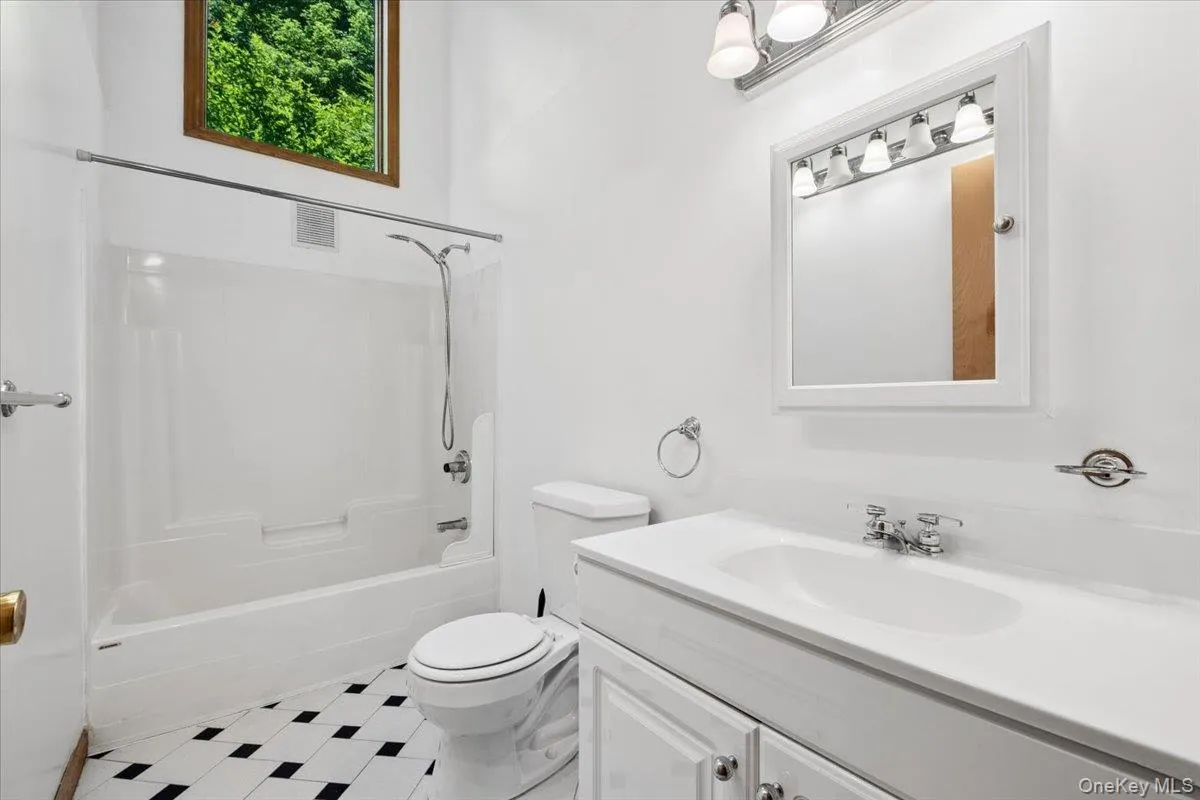 56 School Street, Cortlandt, NY, 3 Bedrooms Bedrooms, 12 Rooms Rooms,3 BathroomsBathrooms,Residential,For Rent,School,0,1015872 56 School Street, Cortlandt, NY, 3 Bedrooms Bedrooms, 12 Rooms Rooms,3 BathroomsBathrooms,Residential,For Rent,School,0,1015872