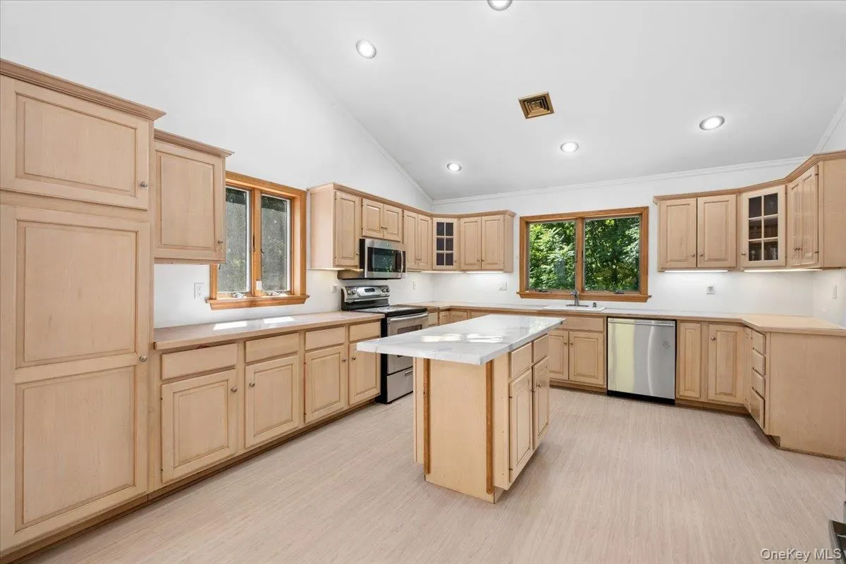 56 School Street, Cortlandt, NY, 3 Bedrooms Bedrooms, 12 Rooms Rooms,3 BathroomsBathrooms,Residential,For Rent,School,0,1015872 56 School Street, Cortlandt, NY, 3 Bedrooms Bedrooms, 12 Rooms Rooms,3 BathroomsBathrooms,Residential,For Rent,School,0,1015872