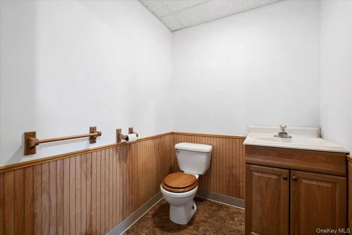 56 School Street, Cortlandt, NY, 3 Bedrooms Bedrooms, 12 Rooms Rooms,3 BathroomsBathrooms,Residential,For Rent,School,0,1015872 56 School Street, Cortlandt, NY, 3 Bedrooms Bedrooms, 12 Rooms Rooms,3 BathroomsBathrooms,Residential,For Rent,School,0,1015872