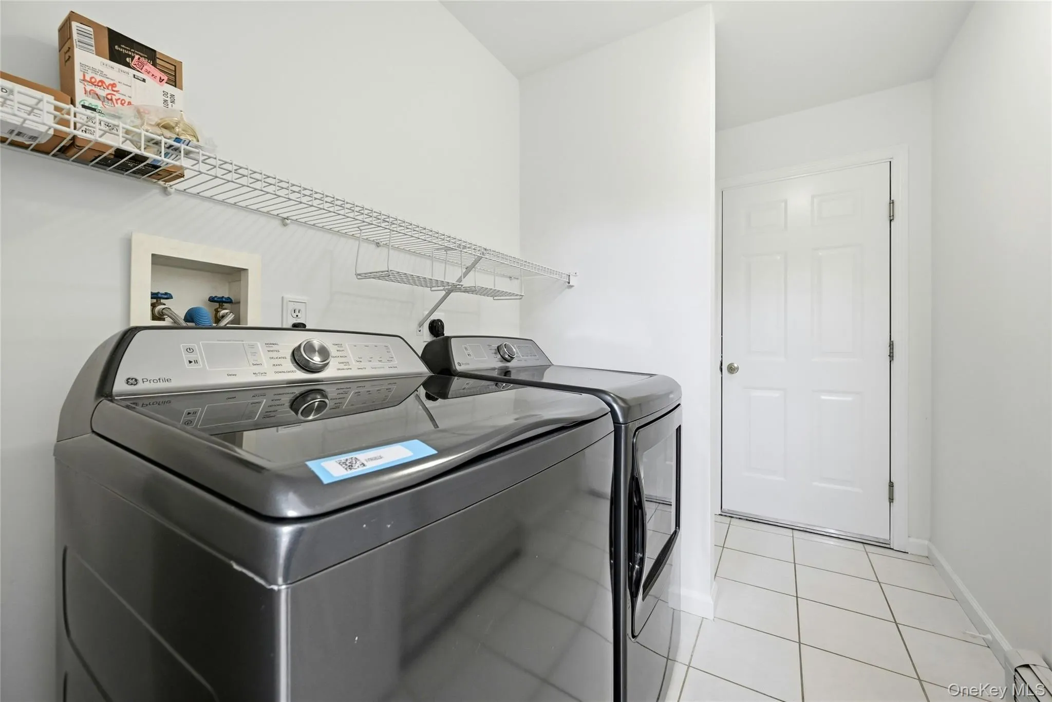 2675 Kerwin Boulevard, Southold, NY, 3 Bedrooms Bedrooms, 7 Rooms Rooms,2 BathroomsBathrooms,Residential,For Rent,Kerwin,0,1015877 2675 Kerwin Boulevard, Southold, NY, 3 Bedrooms Bedrooms, 7 Rooms Rooms,2 BathroomsBathrooms,Residential,For Rent,Kerwin,0,1015877