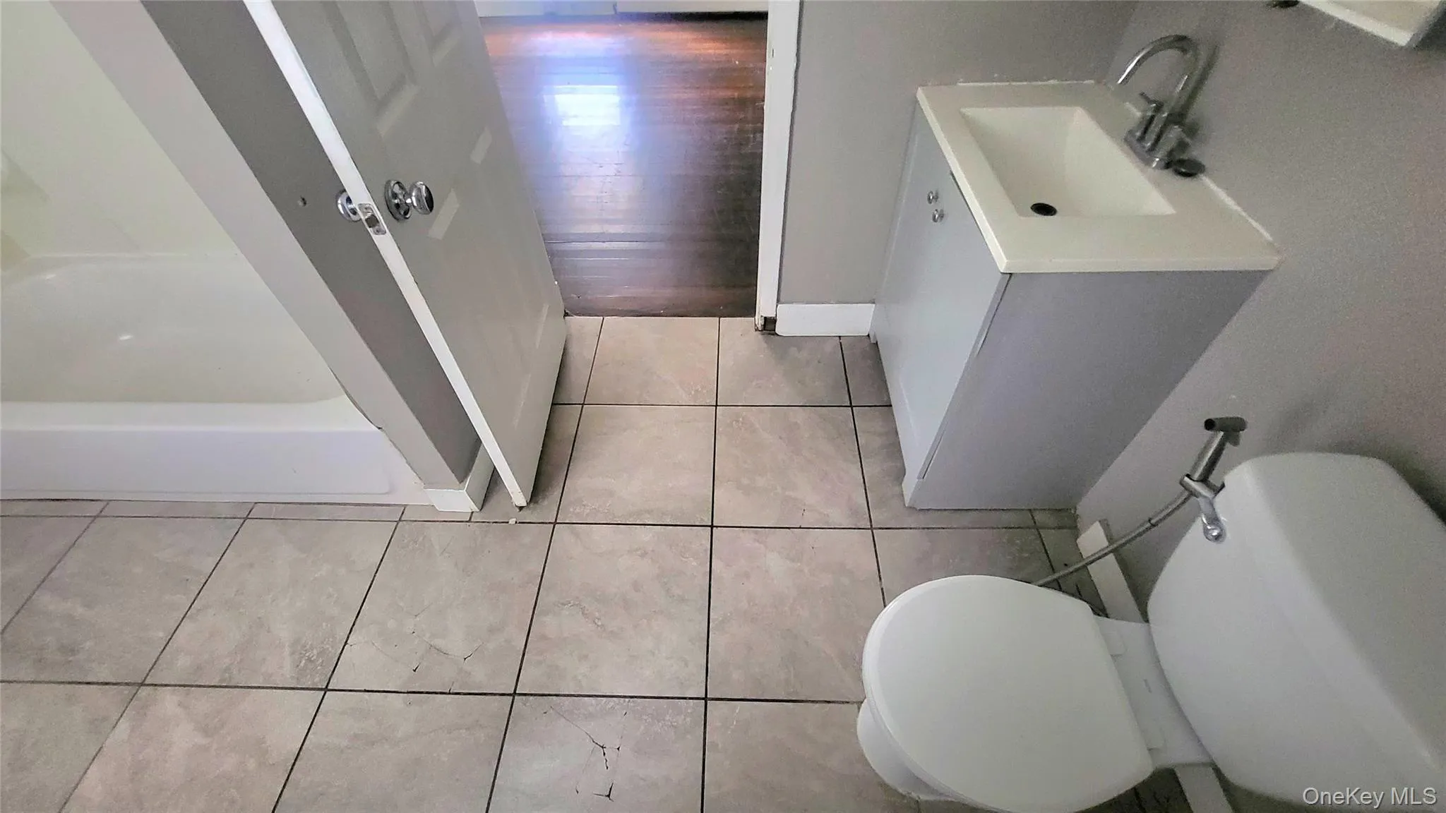 Bathroom With Ceramic Tile Floor Bathroom With Ceramic Tile Floor