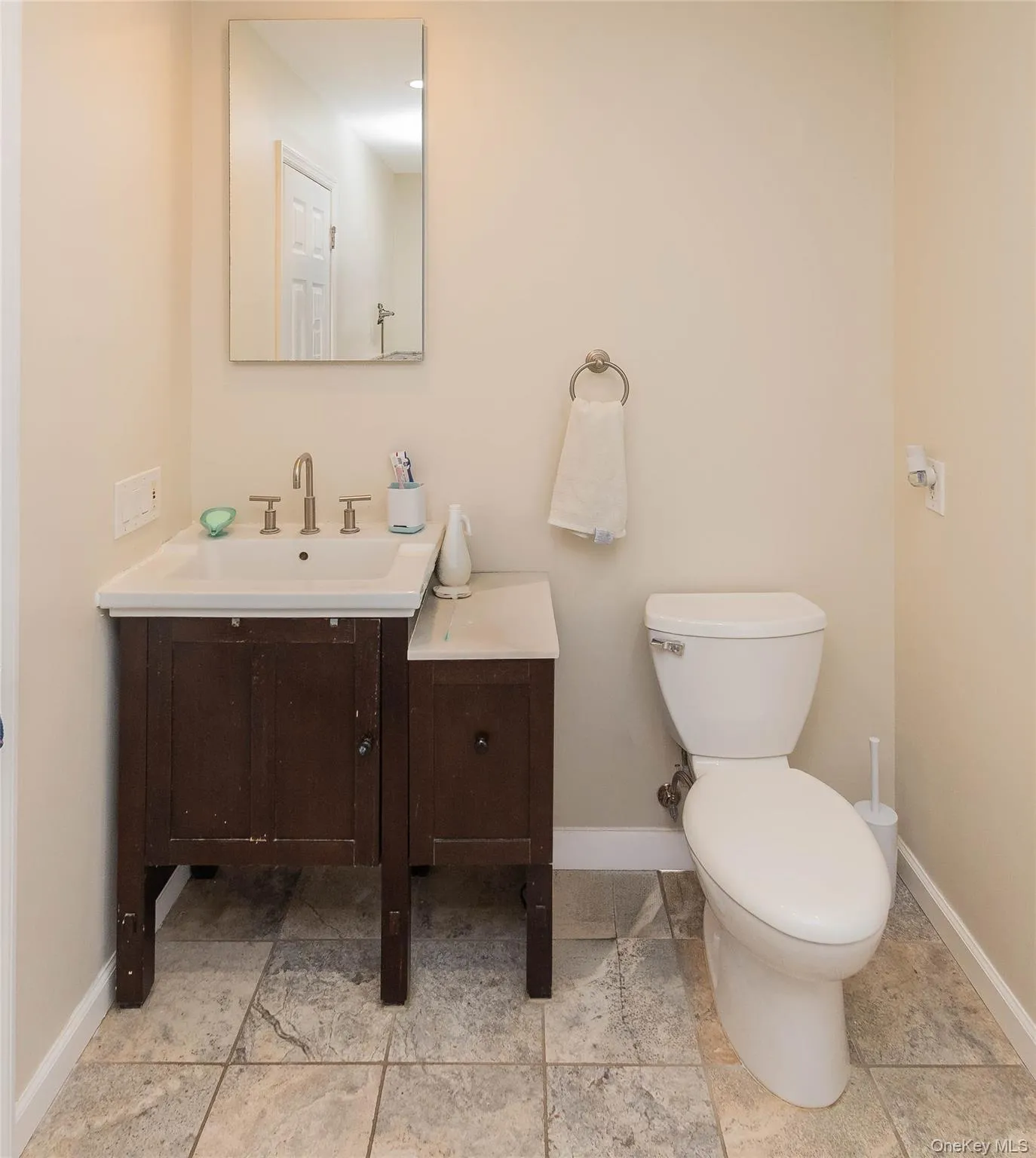 63 South Road, Southeast, NY, 3 Bedrooms Bedrooms, 8 Rooms Rooms,3 BathroomsBathrooms,Residential,For Rent,South,0,1015882 63 South Road, Southeast, NY, 3 Bedrooms Bedrooms, 8 Rooms Rooms,3 BathroomsBathrooms,Residential,For Rent,South,0,1015882