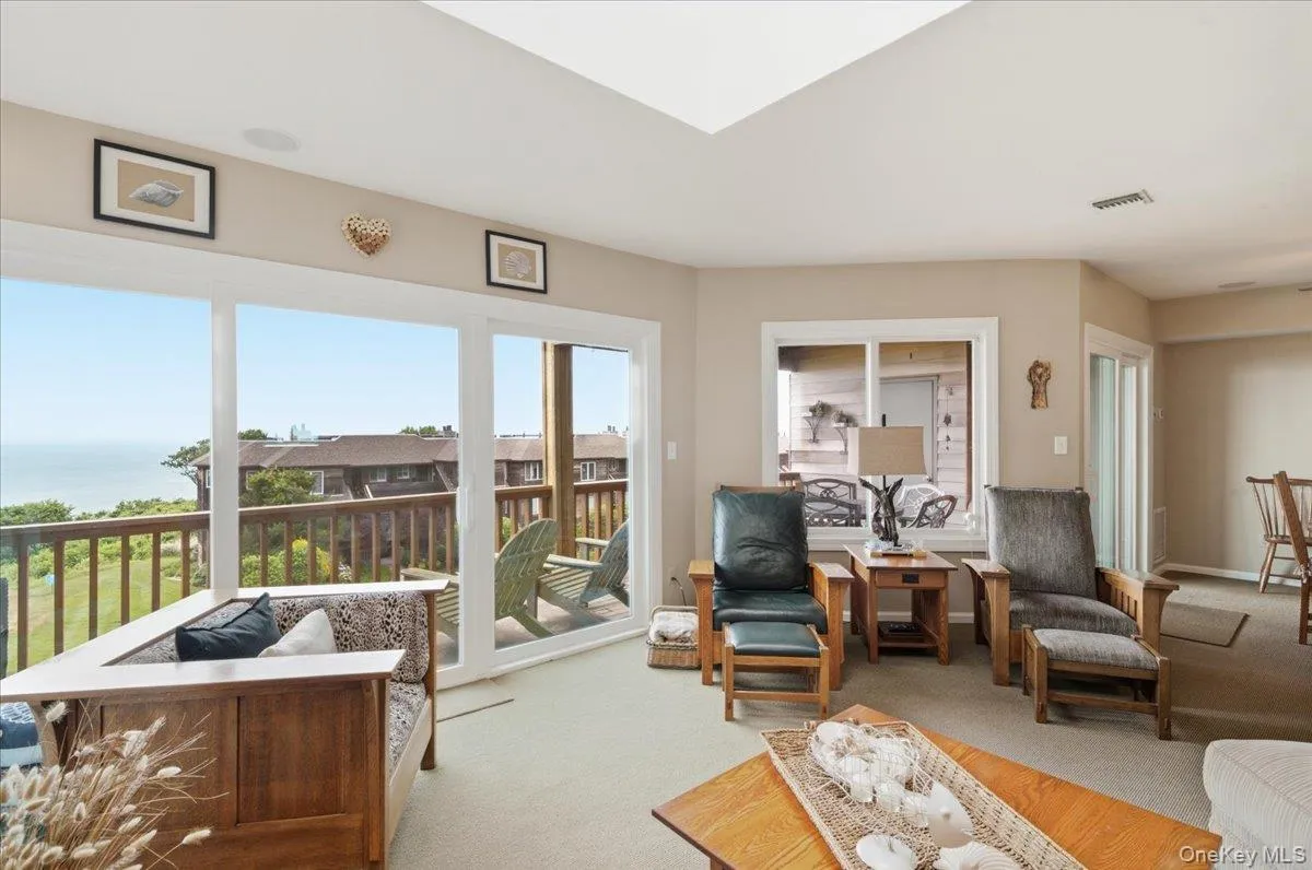 606 Fox Hill Drive, Riverhead, NY, 2 Bedrooms Bedrooms, 6 Rooms Rooms,2 BathroomsBathrooms,Residential,For Rent,Fox Hill,0,1015883 606 Fox Hill Drive, Riverhead, NY, 2 Bedrooms Bedrooms, 6 Rooms Rooms,2 BathroomsBathrooms,Residential,For Rent,Fox Hill,0,1015883