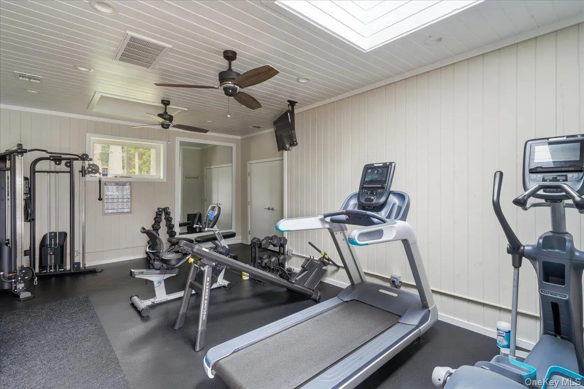 606 Fox Hill Drive, Riverhead, NY, 2 Bedrooms Bedrooms, 6 Rooms Rooms,2 BathroomsBathrooms,Residential,For Rent,Fox Hill,0,1015883 606 Fox Hill Drive, Riverhead, NY, 2 Bedrooms Bedrooms, 6 Rooms Rooms,2 BathroomsBathrooms,Residential,For Rent,Fox Hill,0,1015883