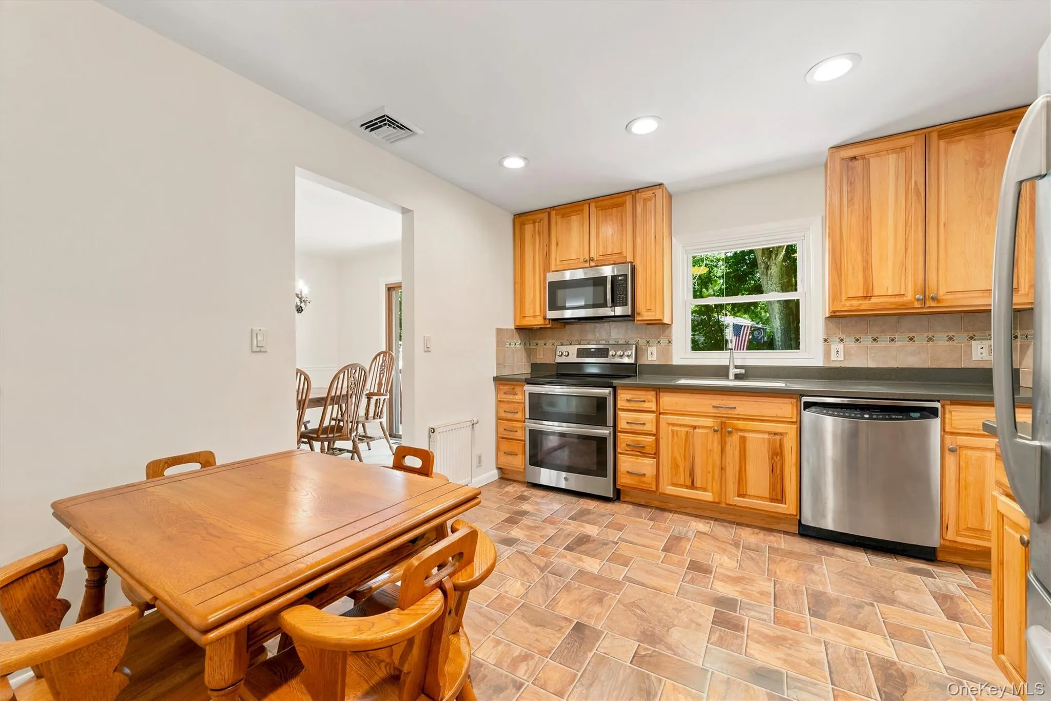 644 Sharon Lane, Yorktown, NY, 3 Bedrooms Bedrooms, 10 Rooms Rooms,2 BathroomsBathrooms,Residential,For Rent,Sharon,0,1015888 644 Sharon Lane, Yorktown, NY, 3 Bedrooms Bedrooms, 10 Rooms Rooms,2 BathroomsBathrooms,Residential,For Rent,Sharon,0,1015888