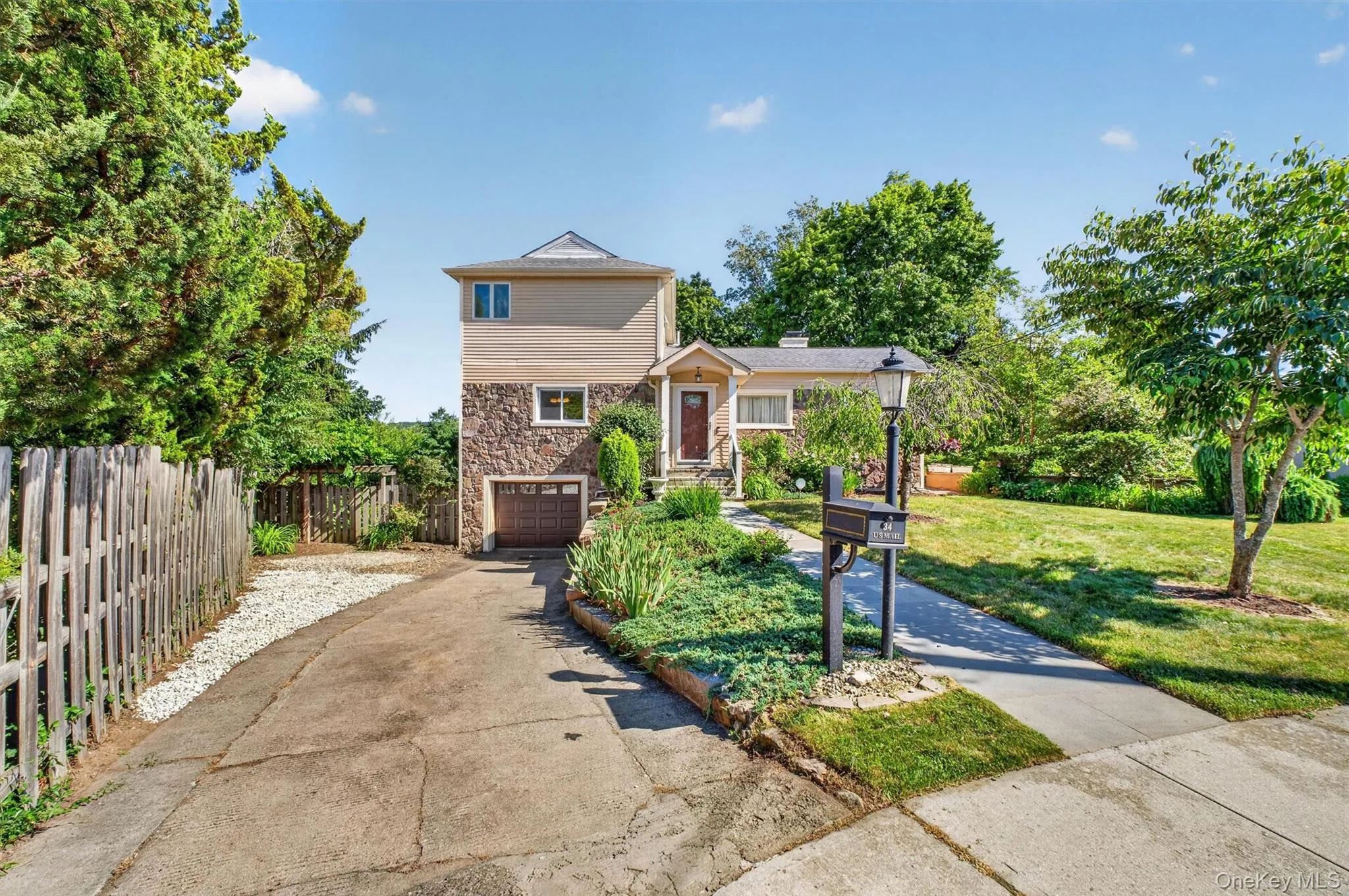 34 Observatory Drive, Cortlandt, NY, 4 Bedrooms Bedrooms, 9 Rooms Rooms,3 BathroomsBathrooms,Residential,For Rent,Observatory,0,1015890 34 Observatory Drive, Cortlandt, NY, 4 Bedrooms Bedrooms, 9 Rooms Rooms,3 BathroomsBathrooms,Residential,For Rent,Observatory,0,1015890