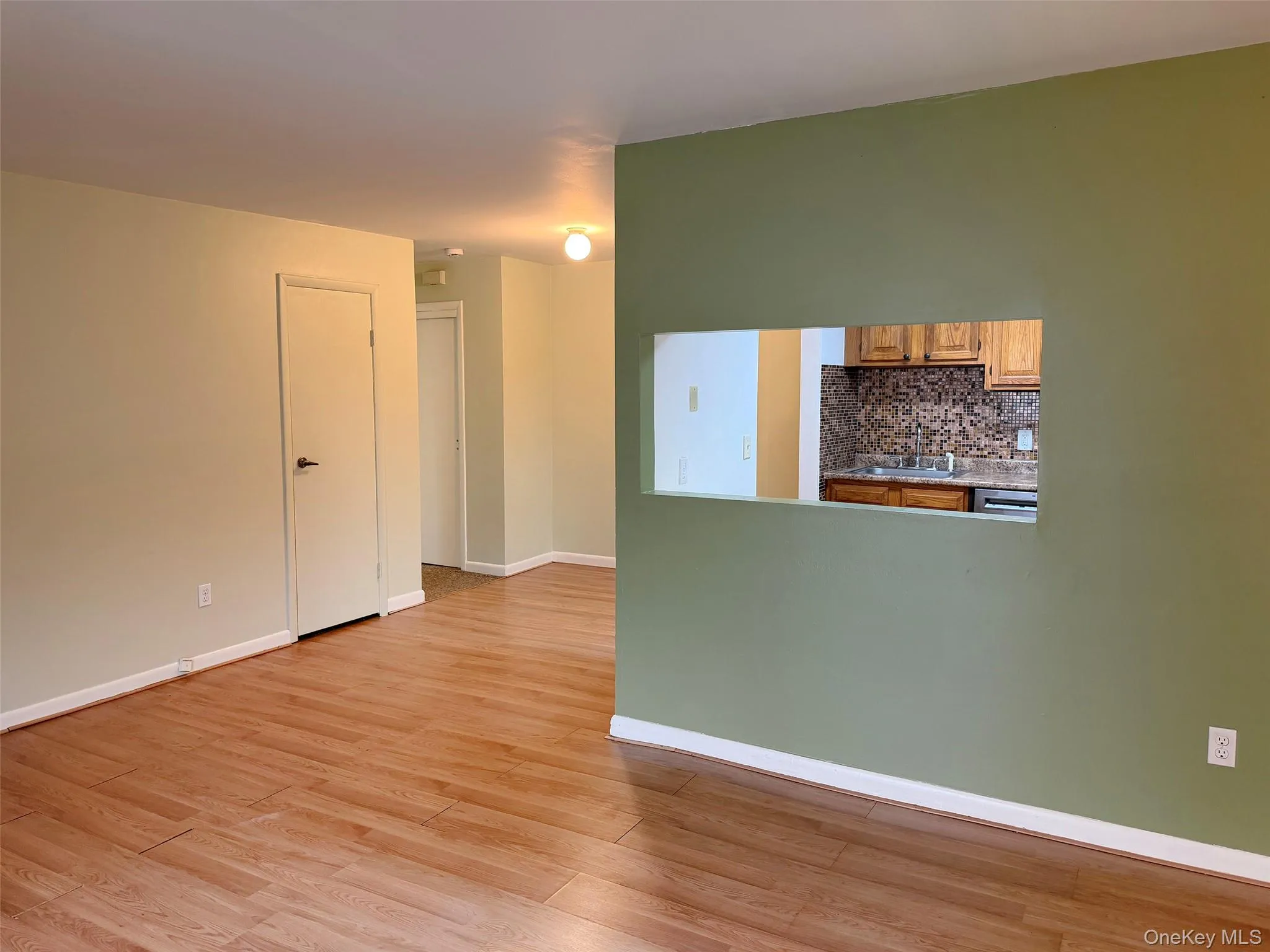 394 Concord Lane, Middletown, NY, 1 Bedroom Bedrooms, 3 Rooms Rooms,1 BathroomBathrooms,Residential,For Rent,Concord,0,KEY1015893 394 Concord Lane, Middletown, NY, 1 Bedroom Bedrooms, 3 Rooms Rooms,1 BathroomBathrooms,Residential,For Rent,Concord,0,KEY1015893