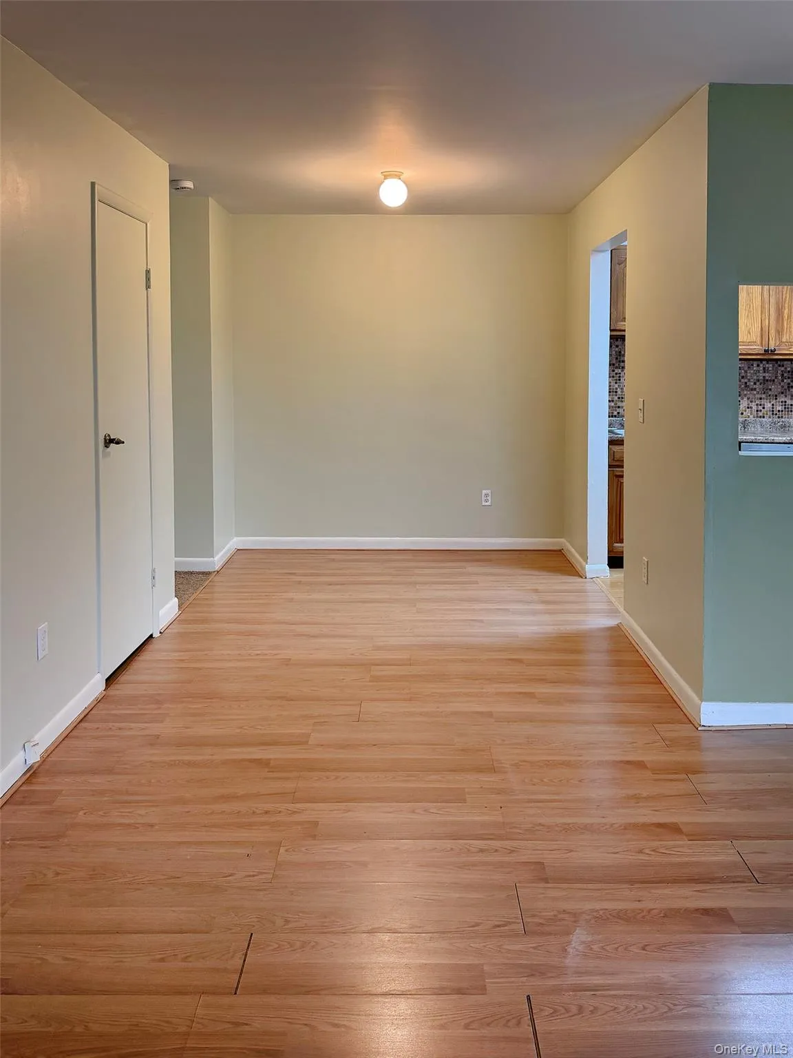 394 Concord Lane, Middletown, NY, 1 Bedroom Bedrooms, 3 Rooms Rooms,1 BathroomBathrooms,Residential,For Rent,Concord,0,KEY1015893 394 Concord Lane, Middletown, NY, 1 Bedroom Bedrooms, 3 Rooms Rooms,1 BathroomBathrooms,Residential,For Rent,Concord,0,KEY1015893