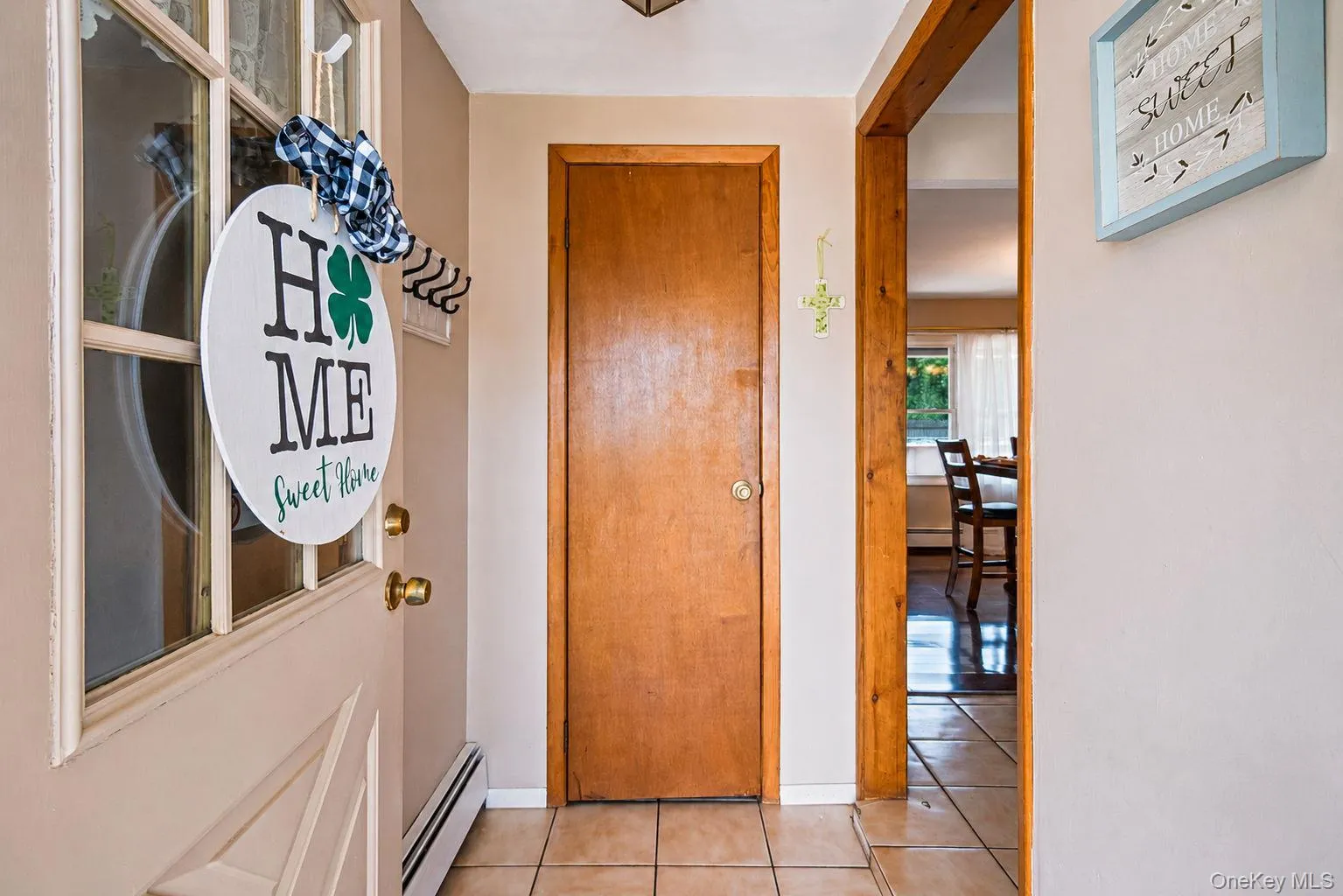 36 Sunrise Lane, Hempstead, NY, 4 Bedrooms Bedrooms, 8 Rooms Rooms,2 BathroomsBathrooms,Residential,For Rent,Sunrise,0,KEY1015895 36 Sunrise Lane, Hempstead, NY, 4 Bedrooms Bedrooms, 8 Rooms Rooms,2 BathroomsBathrooms,Residential,For Rent,Sunrise,0,KEY1015895