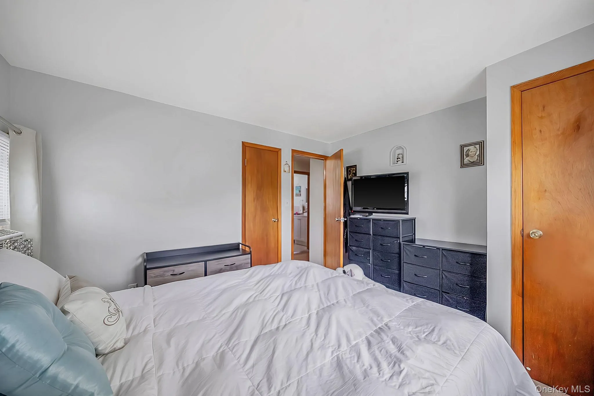 36 Sunrise Lane, Hempstead, NY, 4 Bedrooms Bedrooms, 8 Rooms Rooms,2 BathroomsBathrooms,Residential,For Rent,Sunrise,0,KEY1015895 36 Sunrise Lane, Hempstead, NY, 4 Bedrooms Bedrooms, 8 Rooms Rooms,2 BathroomsBathrooms,Residential,For Rent,Sunrise,0,KEY1015895