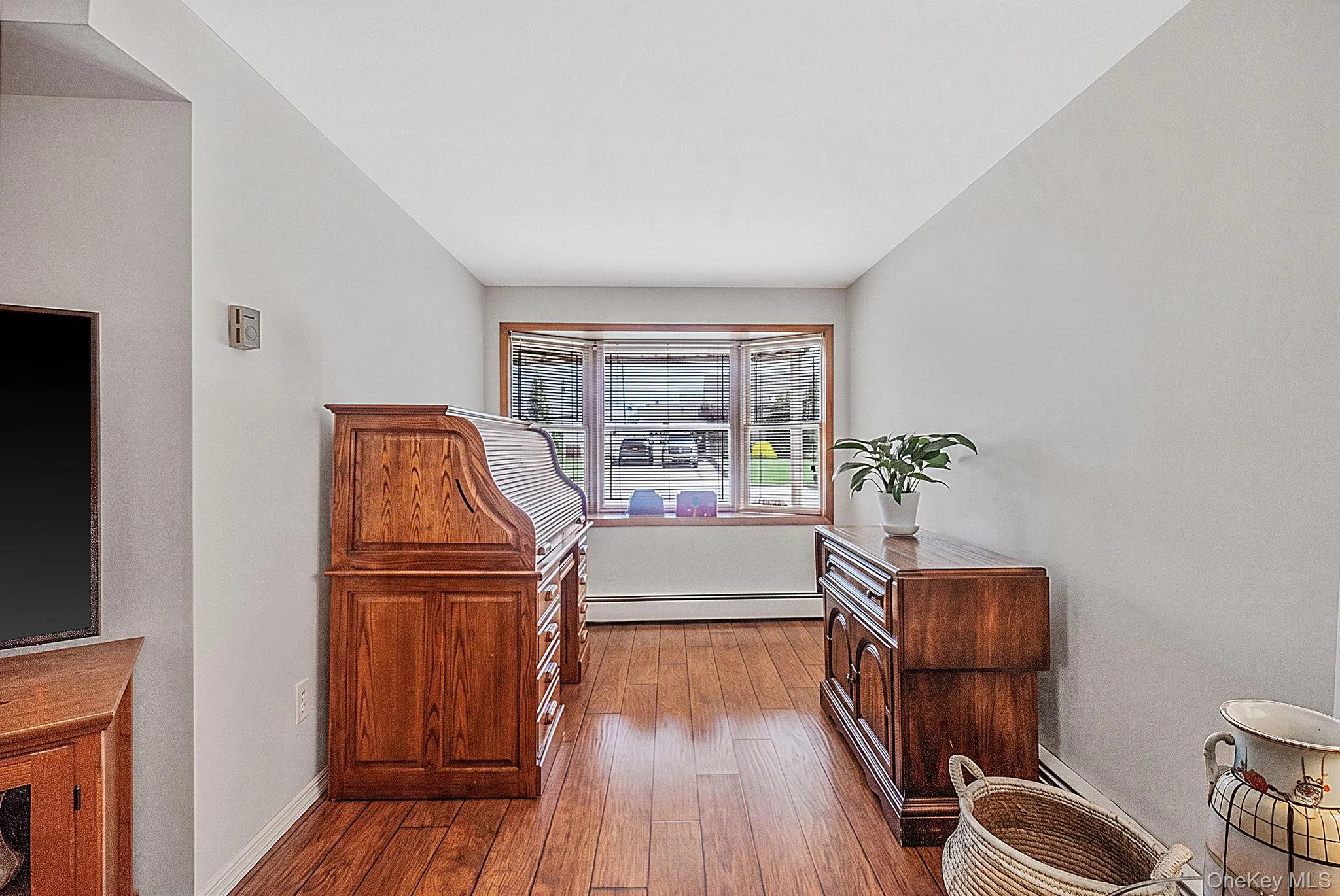 36 Sunrise Lane, Hempstead, NY, 4 Bedrooms Bedrooms, 8 Rooms Rooms,2 BathroomsBathrooms,Residential,For Rent,Sunrise,0,KEY1015895 36 Sunrise Lane, Hempstead, NY, 4 Bedrooms Bedrooms, 8 Rooms Rooms,2 BathroomsBathrooms,Residential,For Rent,Sunrise,0,KEY1015895