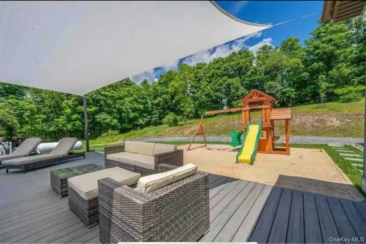 103 Breezy Hill Road, Liberty, NY, 3 Bedrooms Bedrooms, 4 Rooms Rooms,2 BathroomsBathrooms,Residential,For Rent,Breezy Hill,0,1015899 103 Breezy Hill Road, Liberty, NY, 3 Bedrooms Bedrooms, 4 Rooms Rooms,2 BathroomsBathrooms,Residential,For Rent,Breezy Hill,0,1015899