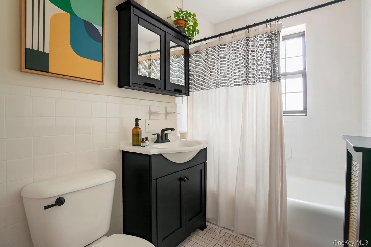 23 Old Mamaroneck Road, White Plains, NY, 1 Bedroom Bedrooms, 4 Rooms Rooms,1 BathroomBathrooms,Residential Lease,For Rent,Old Mamaroneck,0,1015906 23 Old Mamaroneck Road, White Plains, NY, 1 Bedroom Bedrooms, 4 Rooms Rooms,1 BathroomBathrooms,Residential Lease,For Rent,Old Mamaroneck,0,1015906