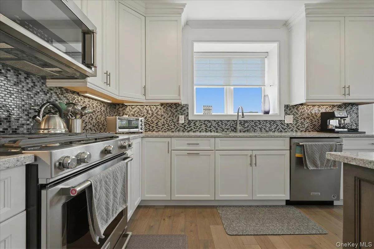 33204 Spruce Pond Circle, Oyster Bay, NY, 2 Bedrooms Bedrooms, 5 Rooms Rooms,2 BathroomsBathrooms,Residential,For Rent,Spruce Pond,0,1015912 33204 Spruce Pond Circle, Oyster Bay, NY, 2 Bedrooms Bedrooms, 5 Rooms Rooms,2 BathroomsBathrooms,Residential,For Rent,Spruce Pond,0,1015912