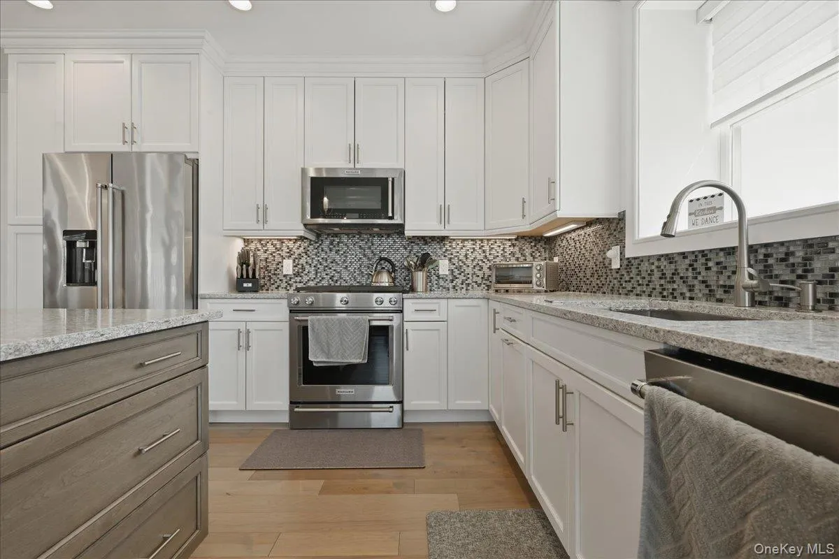 33204 Spruce Pond Circle, Oyster Bay, NY, 2 Bedrooms Bedrooms, 5 Rooms Rooms,2 BathroomsBathrooms,Residential,For Rent,Spruce Pond,0,1015912 33204 Spruce Pond Circle, Oyster Bay, NY, 2 Bedrooms Bedrooms, 5 Rooms Rooms,2 BathroomsBathrooms,Residential,For Rent,Spruce Pond,0,1015912