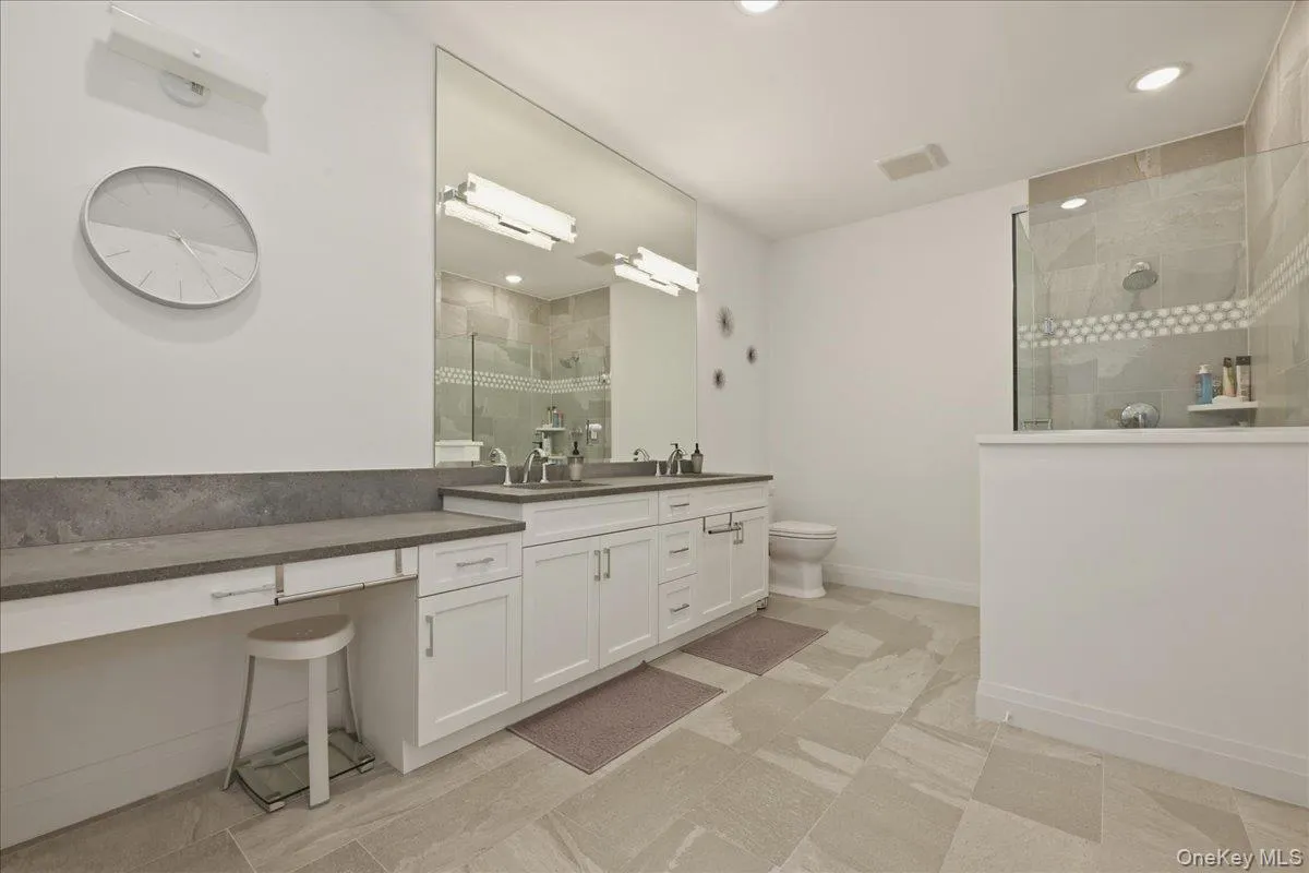 33204 Spruce Pond Circle, Oyster Bay, NY, 2 Bedrooms Bedrooms, 5 Rooms Rooms,2 BathroomsBathrooms,Residential,For Rent,Spruce Pond,0,1015912 33204 Spruce Pond Circle, Oyster Bay, NY, 2 Bedrooms Bedrooms, 5 Rooms Rooms,2 BathroomsBathrooms,Residential,For Rent,Spruce Pond,0,1015912
