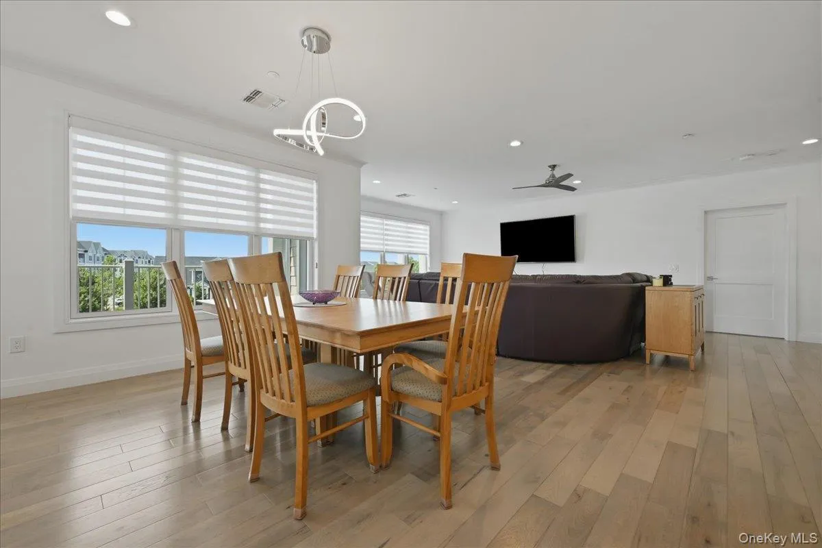 33204 Spruce Pond Circle, Oyster Bay, NY, 2 Bedrooms Bedrooms, 5 Rooms Rooms,2 BathroomsBathrooms,Residential,For Rent,Spruce Pond,0,1015912 33204 Spruce Pond Circle, Oyster Bay, NY, 2 Bedrooms Bedrooms, 5 Rooms Rooms,2 BathroomsBathrooms,Residential,For Rent,Spruce Pond,0,1015912