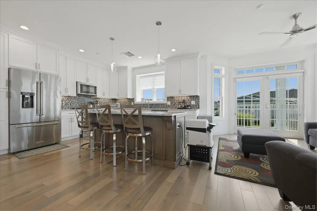 33204 Spruce Pond Circle, Oyster Bay, NY, 2 Bedrooms Bedrooms, 5 Rooms Rooms,2 BathroomsBathrooms,Residential,For Rent,Spruce Pond,0,1015912 33204 Spruce Pond Circle, Oyster Bay, NY, 2 Bedrooms Bedrooms, 5 Rooms Rooms,2 BathroomsBathrooms,Residential,For Rent,Spruce Pond,0,1015912
