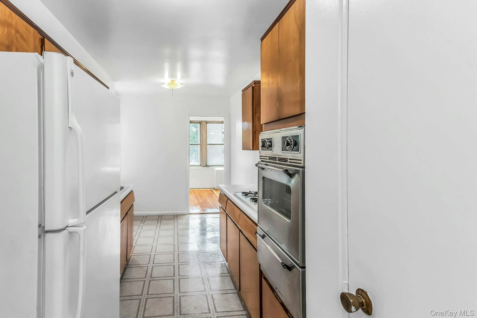 209-39 23rd Avenue, New York, NY, 2 Bedrooms Bedrooms, 5 Rooms Rooms,2 BathroomsBathrooms,Residential,For Rent,23rd,0,1015913 209-39 23rd Avenue, New York, NY, 2 Bedrooms Bedrooms, 5 Rooms Rooms,2 BathroomsBathrooms,Residential,For Rent,23rd,0,1015913
