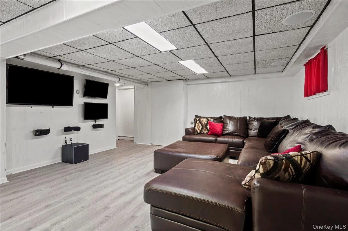 105 High Street Extension, Mount Kisco, NY, 4 Bedrooms Bedrooms, 8 Rooms Rooms,2 BathroomsBathrooms,Residential,For Rent,High Street,0,1015914 105 High Street Extension, Mount Kisco, NY, 4 Bedrooms Bedrooms, 8 Rooms Rooms,2 BathroomsBathrooms,Residential,For Rent,High Street,0,1015914