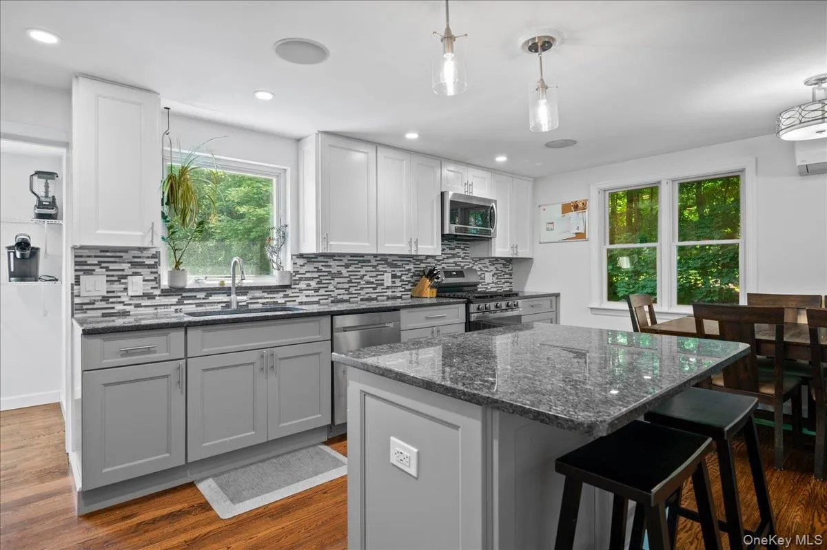 105 High Street Extension, Mount Kisco, NY, 4 Bedrooms Bedrooms, 8 Rooms Rooms,2 BathroomsBathrooms,Residential,For Rent,High Street,0,1015914 105 High Street Extension, Mount Kisco, NY, 4 Bedrooms Bedrooms, 8 Rooms Rooms,2 BathroomsBathrooms,Residential,For Rent,High Street,0,1015914