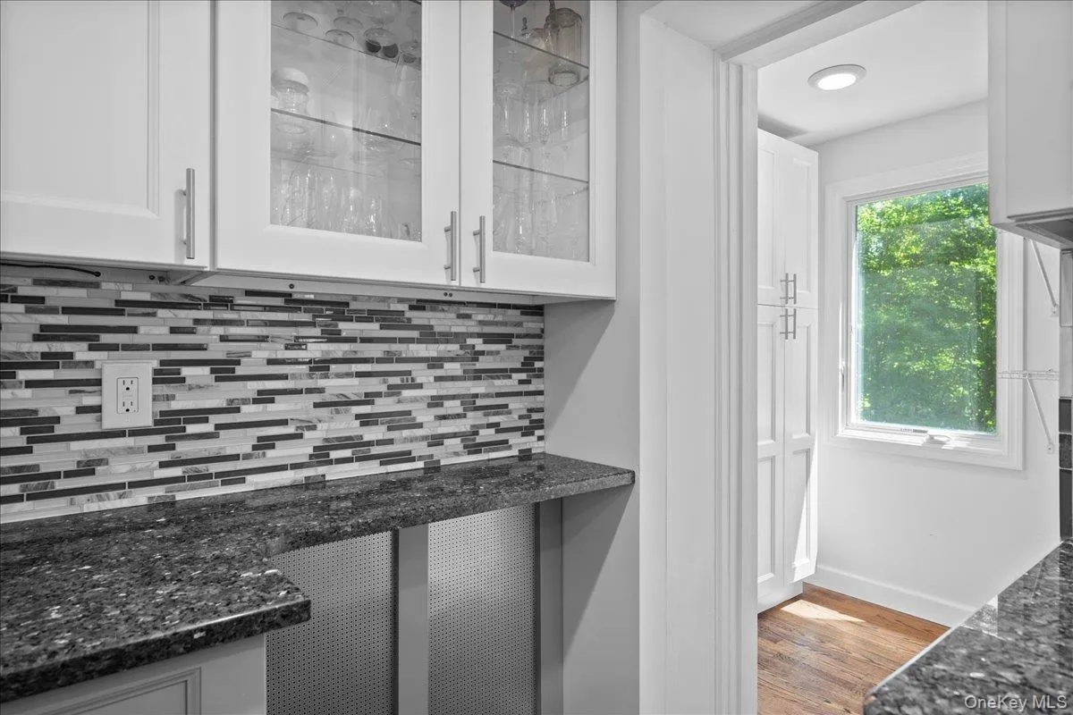 105 High Street Extension, Mount Kisco, NY, 4 Bedrooms Bedrooms, 8 Rooms Rooms,2 BathroomsBathrooms,Residential,For Rent,High Street,0,1015914 105 High Street Extension, Mount Kisco, NY, 4 Bedrooms Bedrooms, 8 Rooms Rooms,2 BathroomsBathrooms,Residential,For Rent,High Street,0,1015914