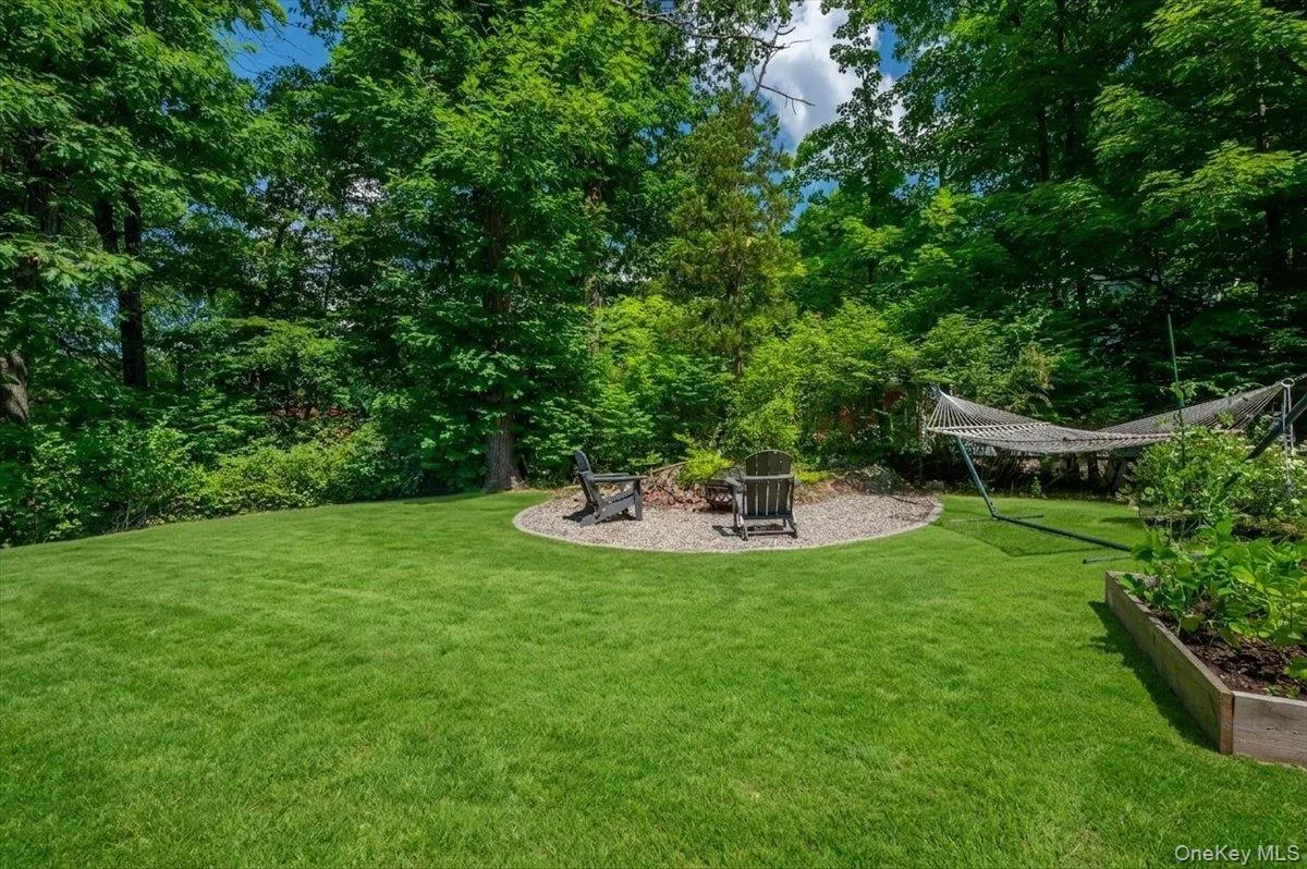 105 High Street Extension, Mount Kisco, NY, 4 Bedrooms Bedrooms, 8 Rooms Rooms,2 BathroomsBathrooms,Residential,For Rent,High Street,0,1015914 105 High Street Extension, Mount Kisco, NY, 4 Bedrooms Bedrooms, 8 Rooms Rooms,2 BathroomsBathrooms,Residential,For Rent,High Street,0,1015914