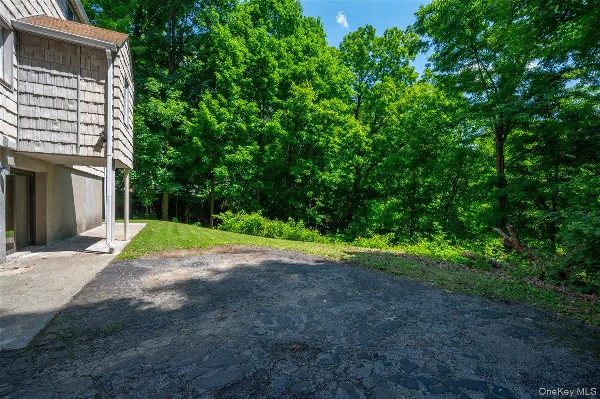 105 High Street Extension, Mount Kisco, NY, 4 Bedrooms Bedrooms, 8 Rooms Rooms,2 BathroomsBathrooms,Residential,For Rent,High Street,0,1015914 105 High Street Extension, Mount Kisco, NY, 4 Bedrooms Bedrooms, 8 Rooms Rooms,2 BathroomsBathrooms,Residential,For Rent,High Street,0,1015914