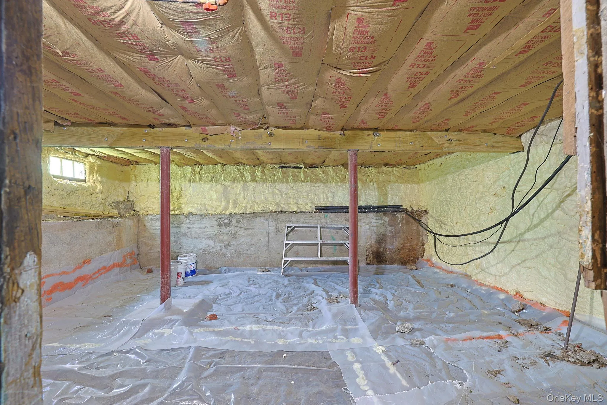unfinished Bonus room in basement unfinished Bonus room in basement