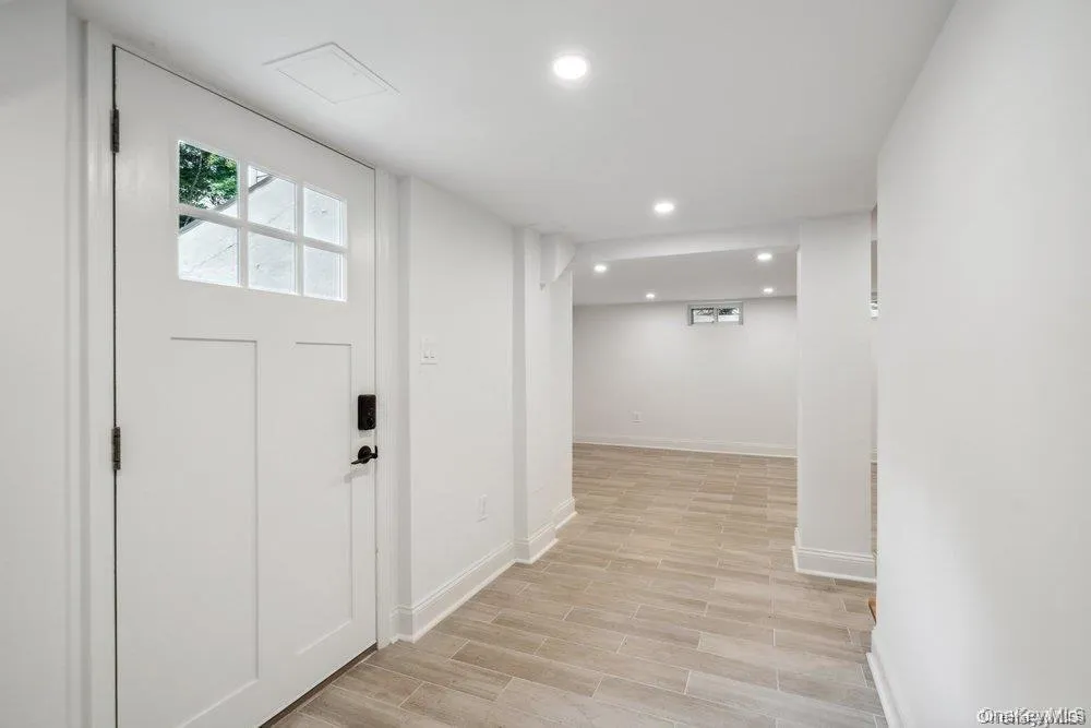 9 The Intervale, North Hempstead, NY, 5 Bedrooms Bedrooms, 11 Rooms Rooms,4 BathroomsBathrooms,Residential Lease,For Rent,The Intervale,0,1015922 9 The Intervale, North Hempstead, NY, 5 Bedrooms Bedrooms, 11 Rooms Rooms,4 BathroomsBathrooms,Residential Lease,For Rent,The Intervale,0,1015922