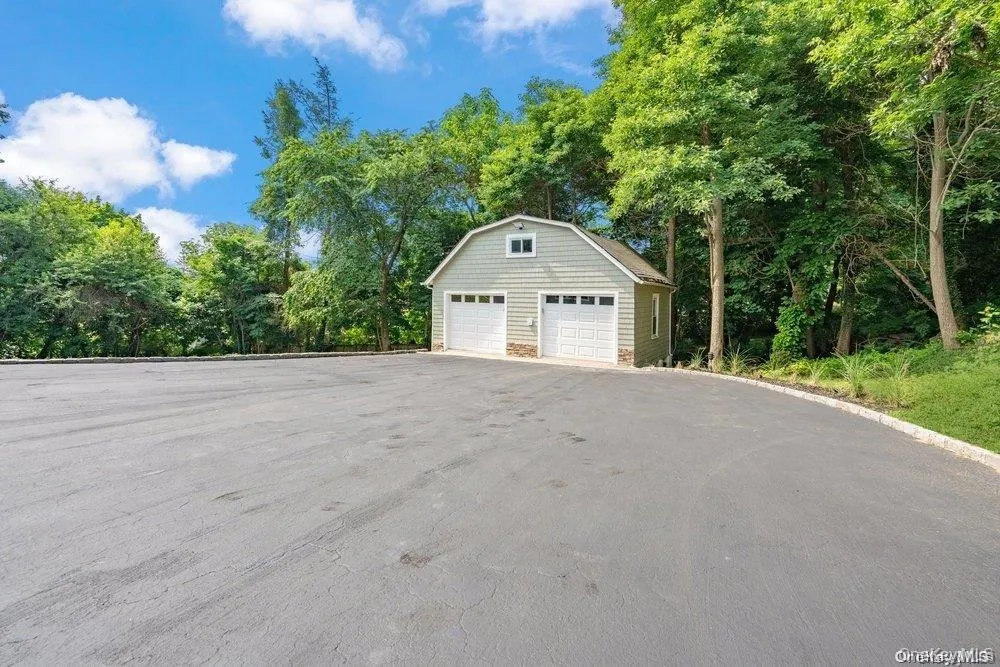 9 The Intervale, North Hempstead, NY, 5 Bedrooms Bedrooms, 11 Rooms Rooms,4 BathroomsBathrooms,Residential Lease,For Rent,The Intervale,0,1015922 9 The Intervale, North Hempstead, NY, 5 Bedrooms Bedrooms, 11 Rooms Rooms,4 BathroomsBathrooms,Residential Lease,For Rent,The Intervale,0,1015922