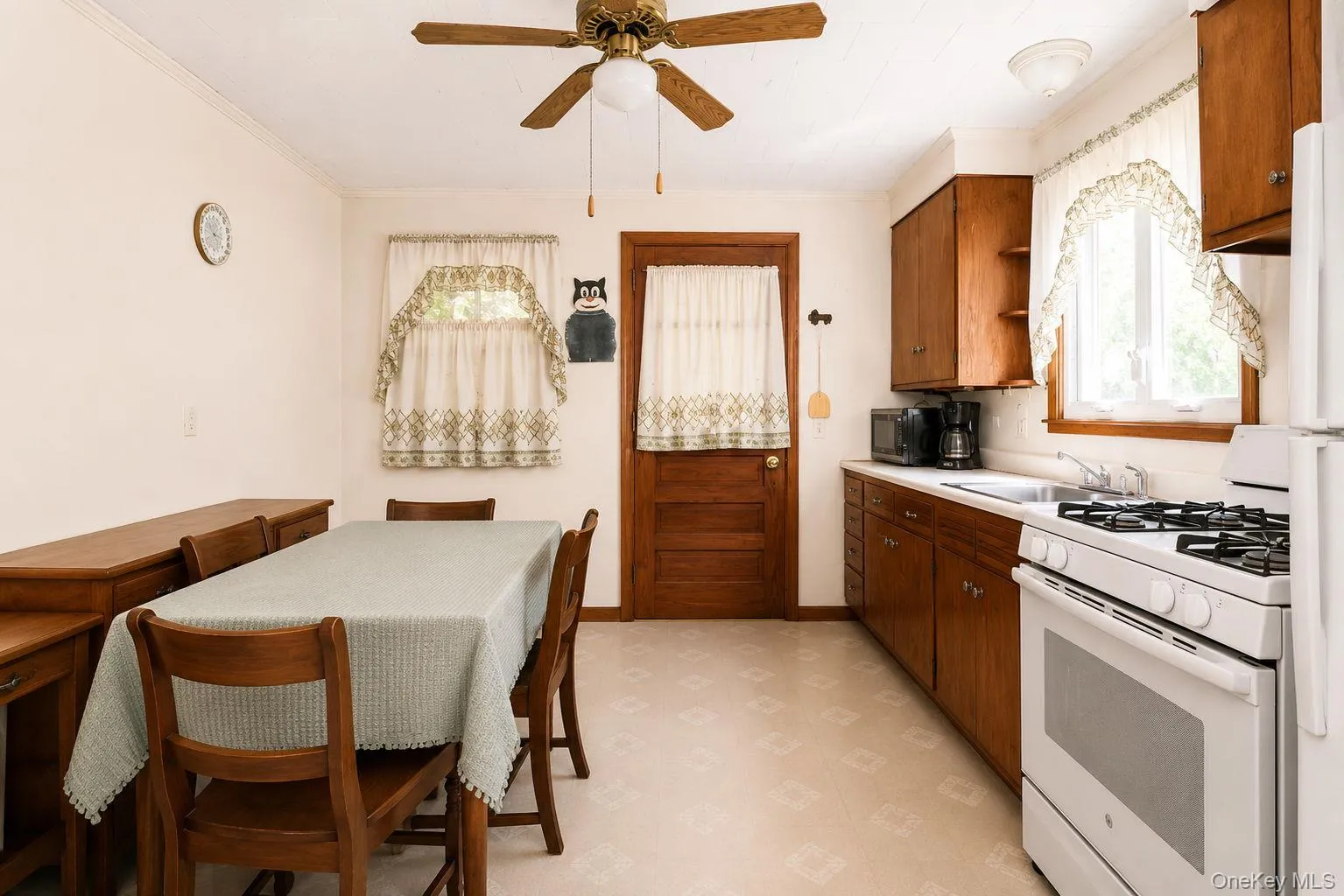 19 East Avenue, Montgomery, NY, 4 Bedrooms Bedrooms, 7 Rooms Rooms,1 BathroomBathrooms,Residential,For Rent,East,0,1015923 19 East Avenue, Montgomery, NY, 4 Bedrooms Bedrooms, 7 Rooms Rooms,1 BathroomBathrooms,Residential,For Rent,East,0,1015923