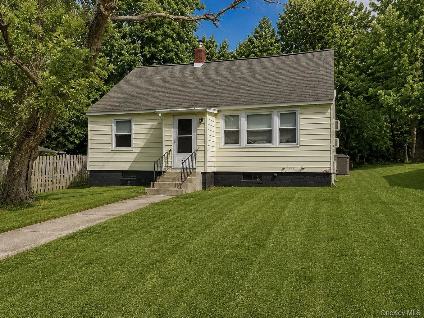 19 East Avenue, Montgomery, NY, 4 Bedrooms Bedrooms, 7 Rooms Rooms,1 BathroomBathrooms,Residential,For Rent,East,0,1015923 19 East Avenue, Montgomery, NY, 4 Bedrooms Bedrooms, 7 Rooms Rooms,1 BathroomBathrooms,Residential,For Rent,East,0,1015923